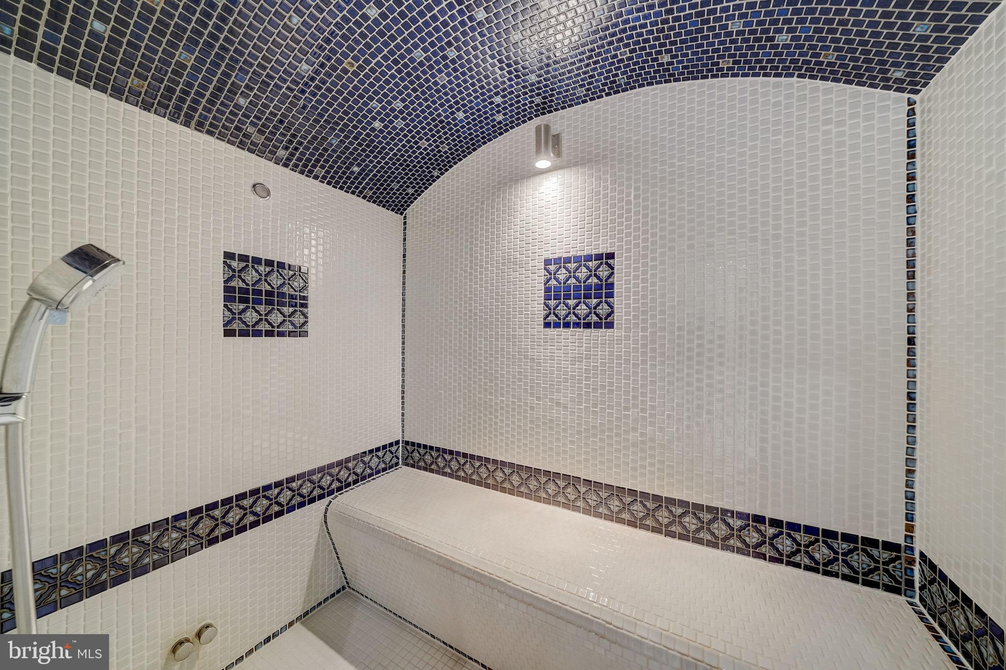 FAIRMOUNT - Residential