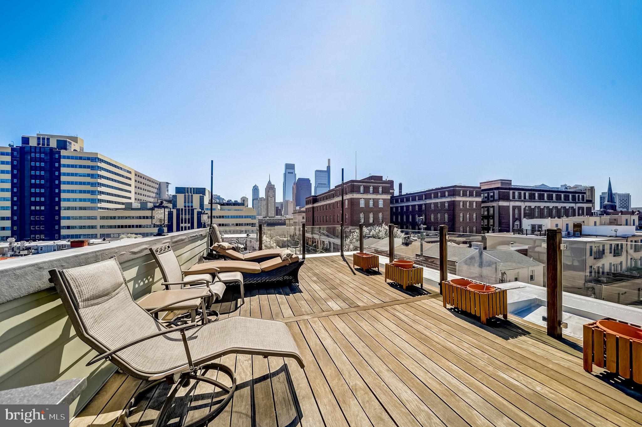 FAIRMOUNT - Residential