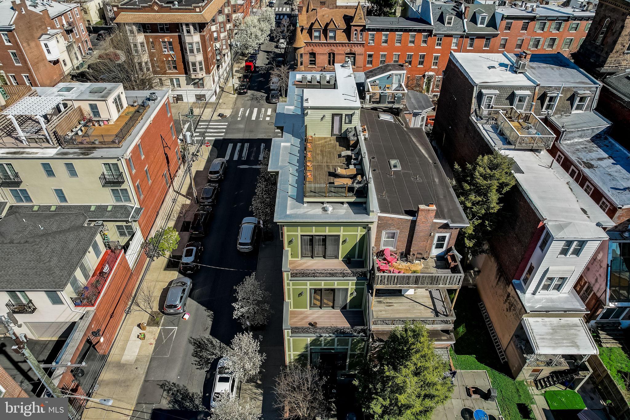 FAIRMOUNT - Residential