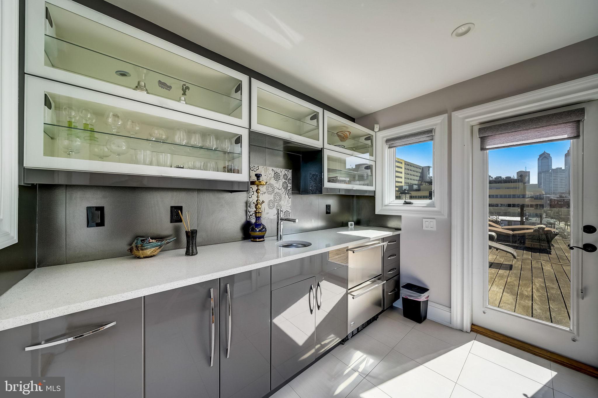 FAIRMOUNT - Residential