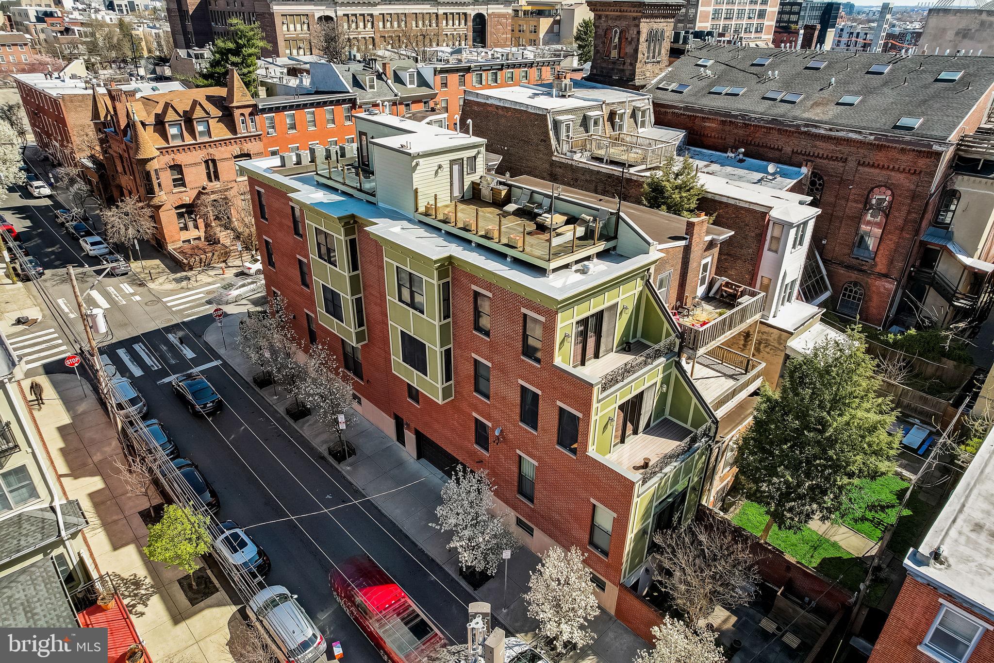 FAIRMOUNT - Residential