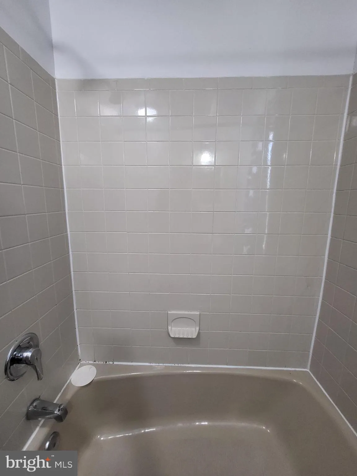 Reading, Pennsylvania 19601, United States, 4 Bedrooms Bedrooms, ,1 BathroomBathrooms,Residential,Active,168229