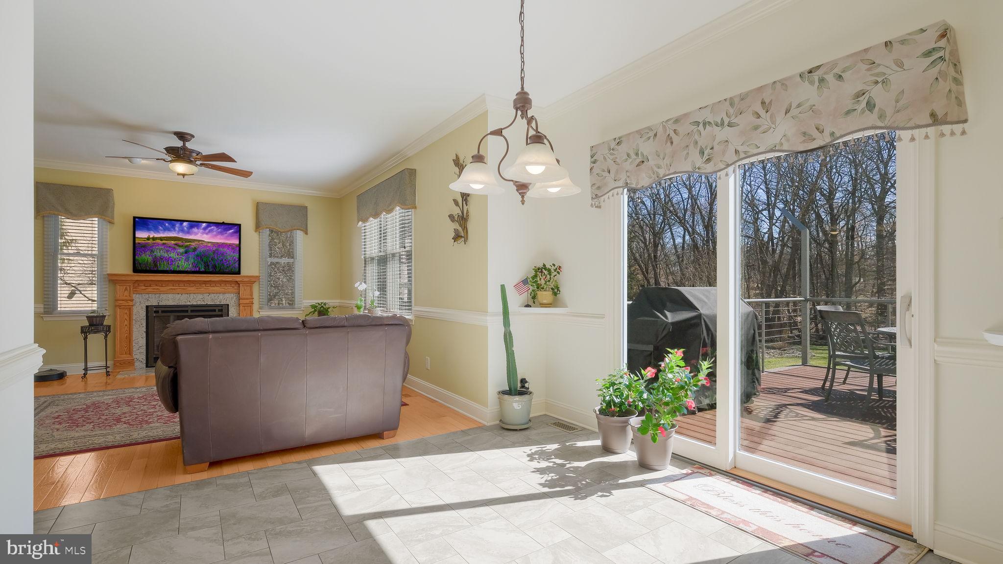 THE MEADOWS - Residential