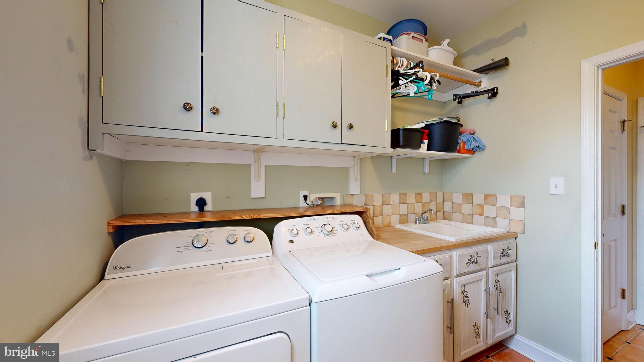 STONEGATE - Residential