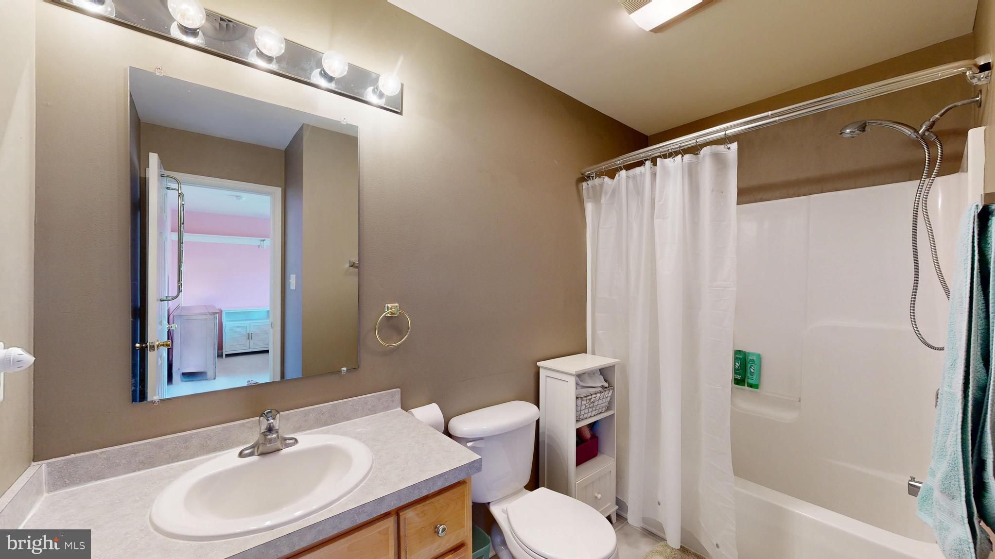 STONEGATE - Residential