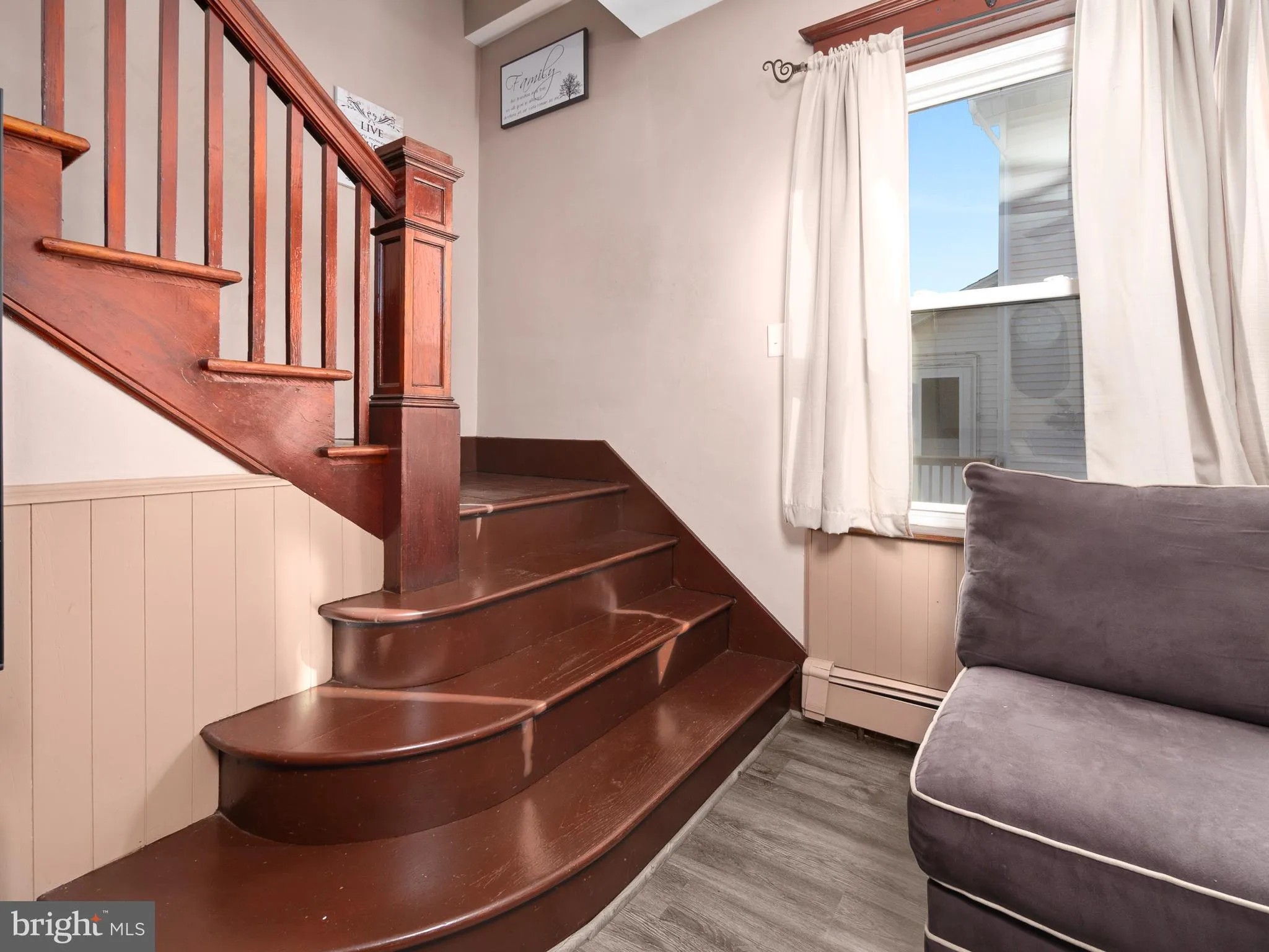 Quakertown, Pennsylvania 18951, United States, 3 Bedrooms Bedrooms, ,2 BathroomsBathrooms,Residential,Pending,6437