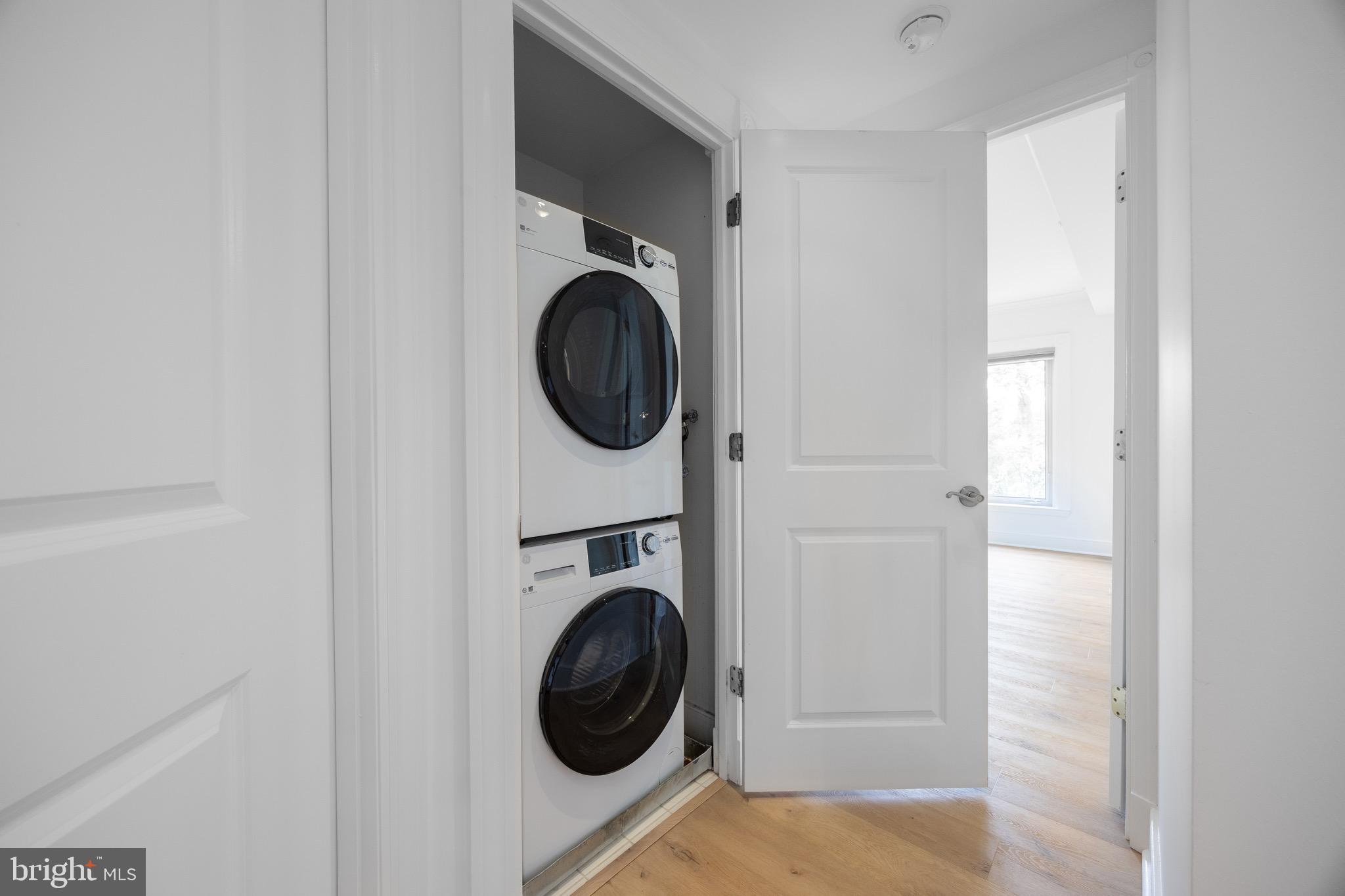 RESIDENCES AT PARK PLACE - Residential