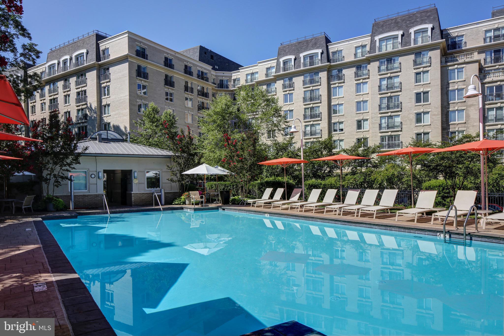 RESIDENCES AT PARK PLACE - Residential