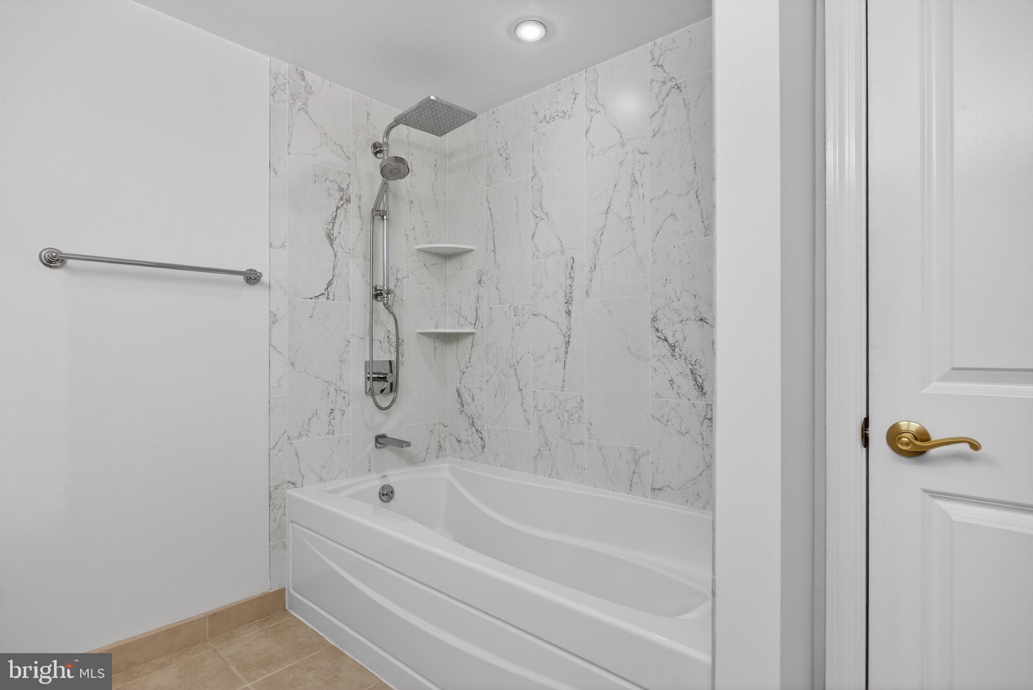 RESIDENCES AT PARK PLACE - Residential
