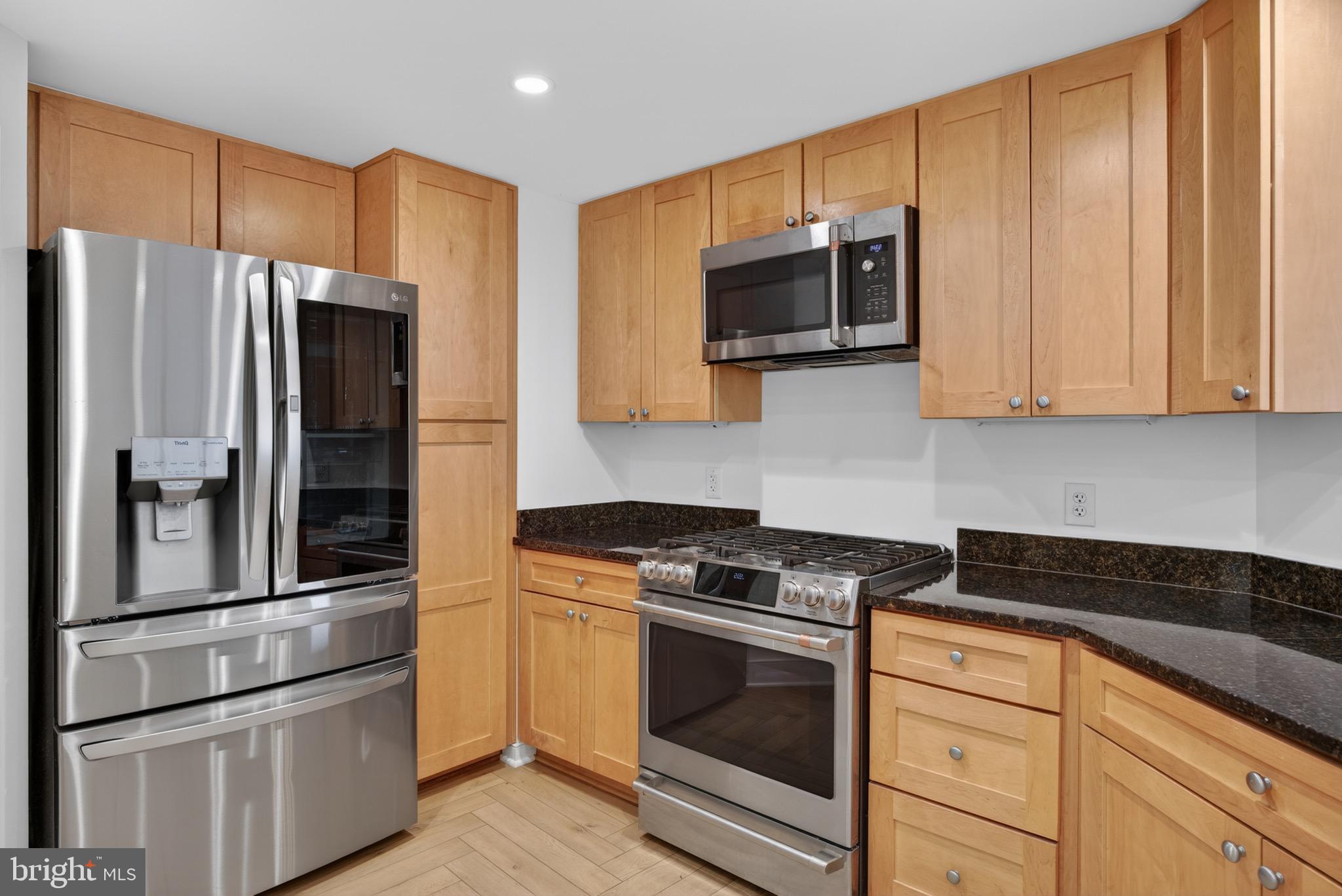 RESIDENCES AT PARK PLACE - Residential