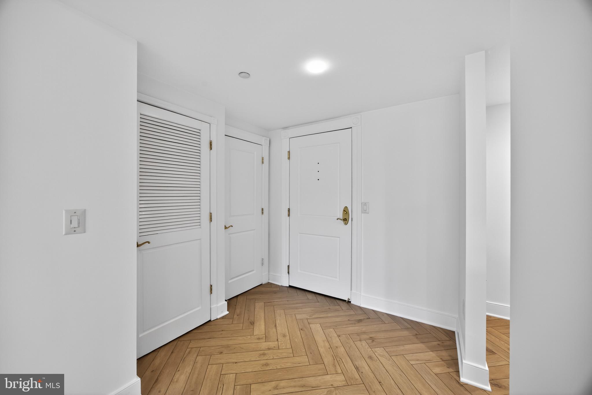 RESIDENCES AT PARK PLACE - Residential