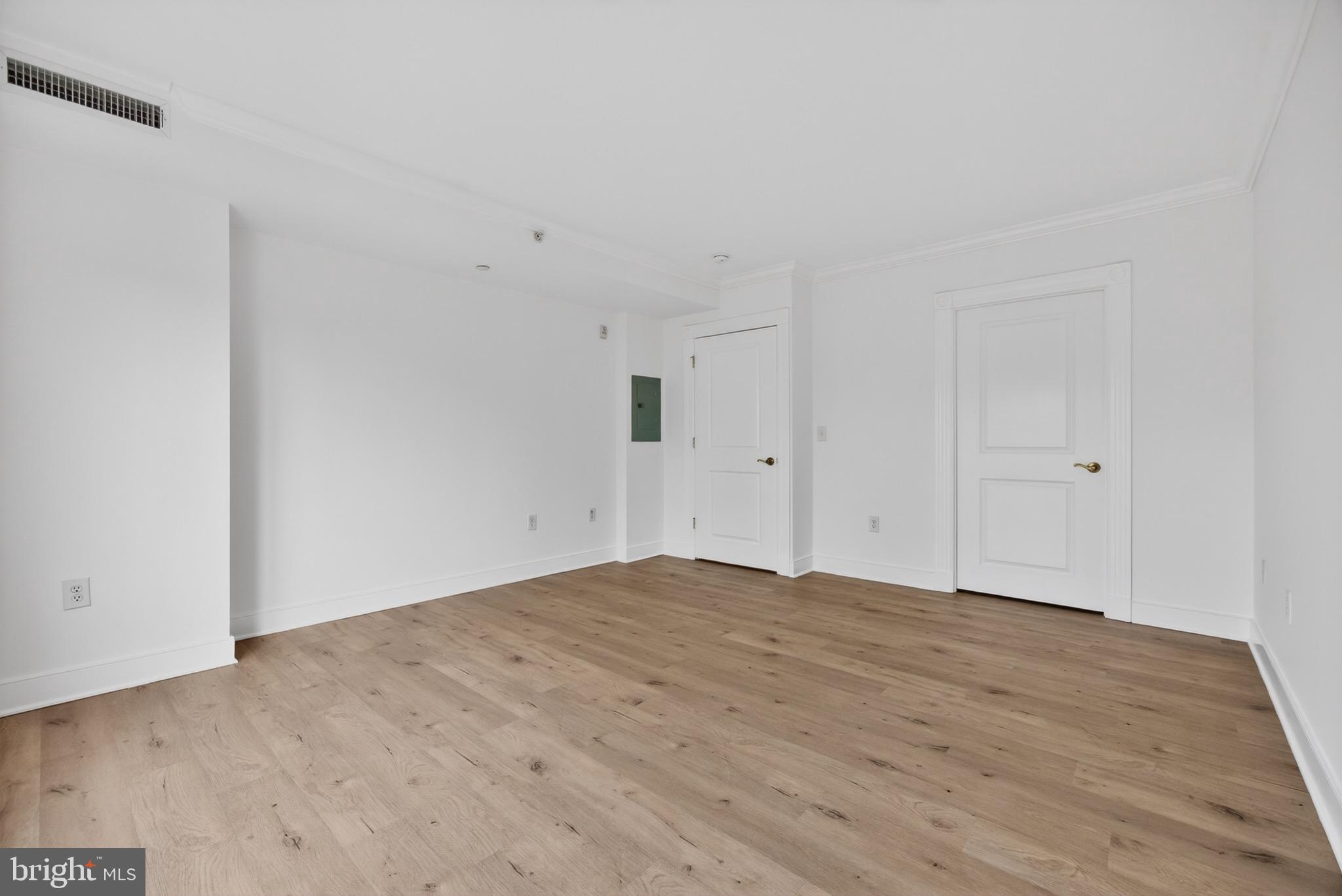 RESIDENCES AT PARK PLACE - Residential