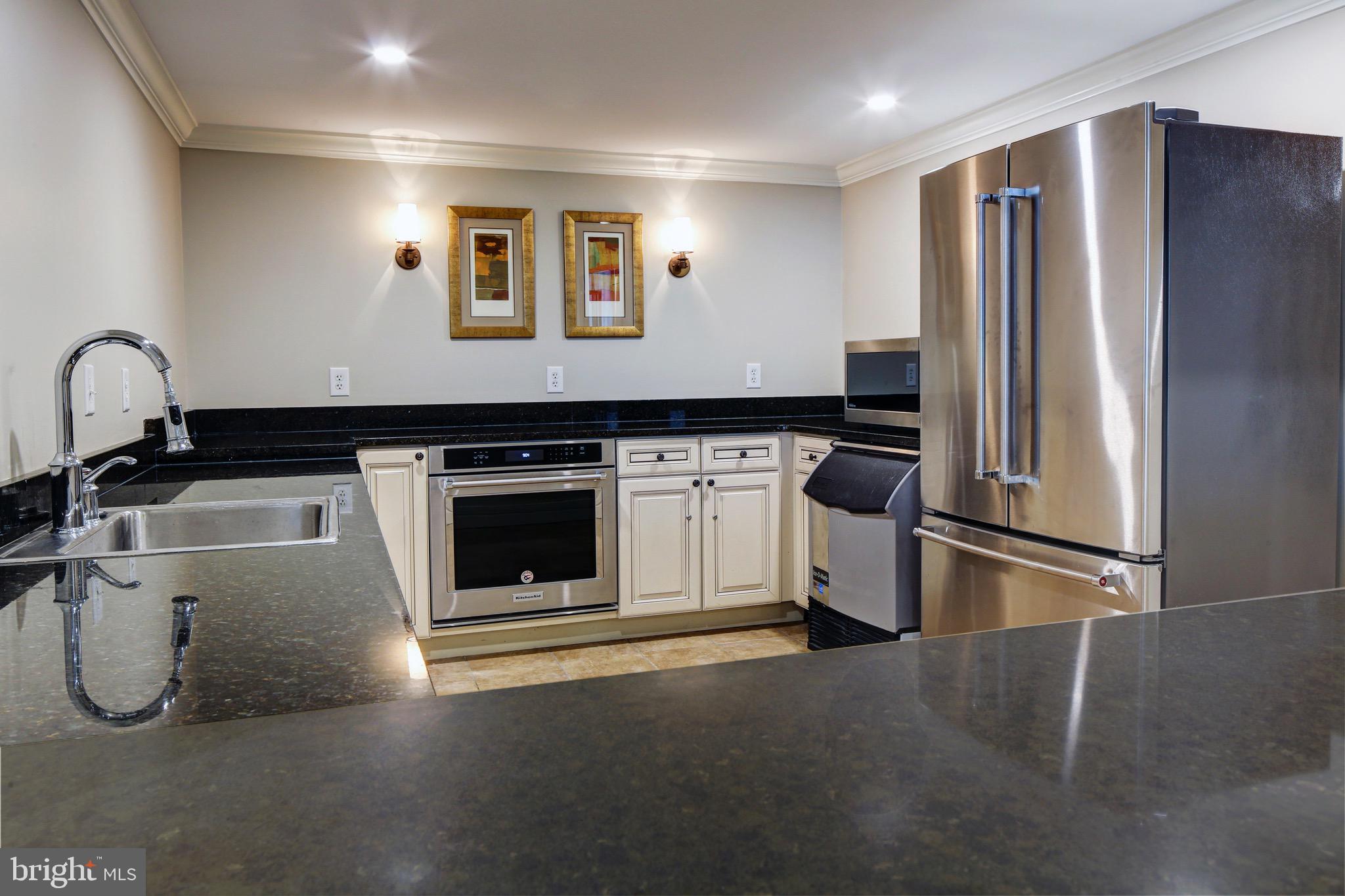 RESIDENCES AT PARK PLACE - Residential