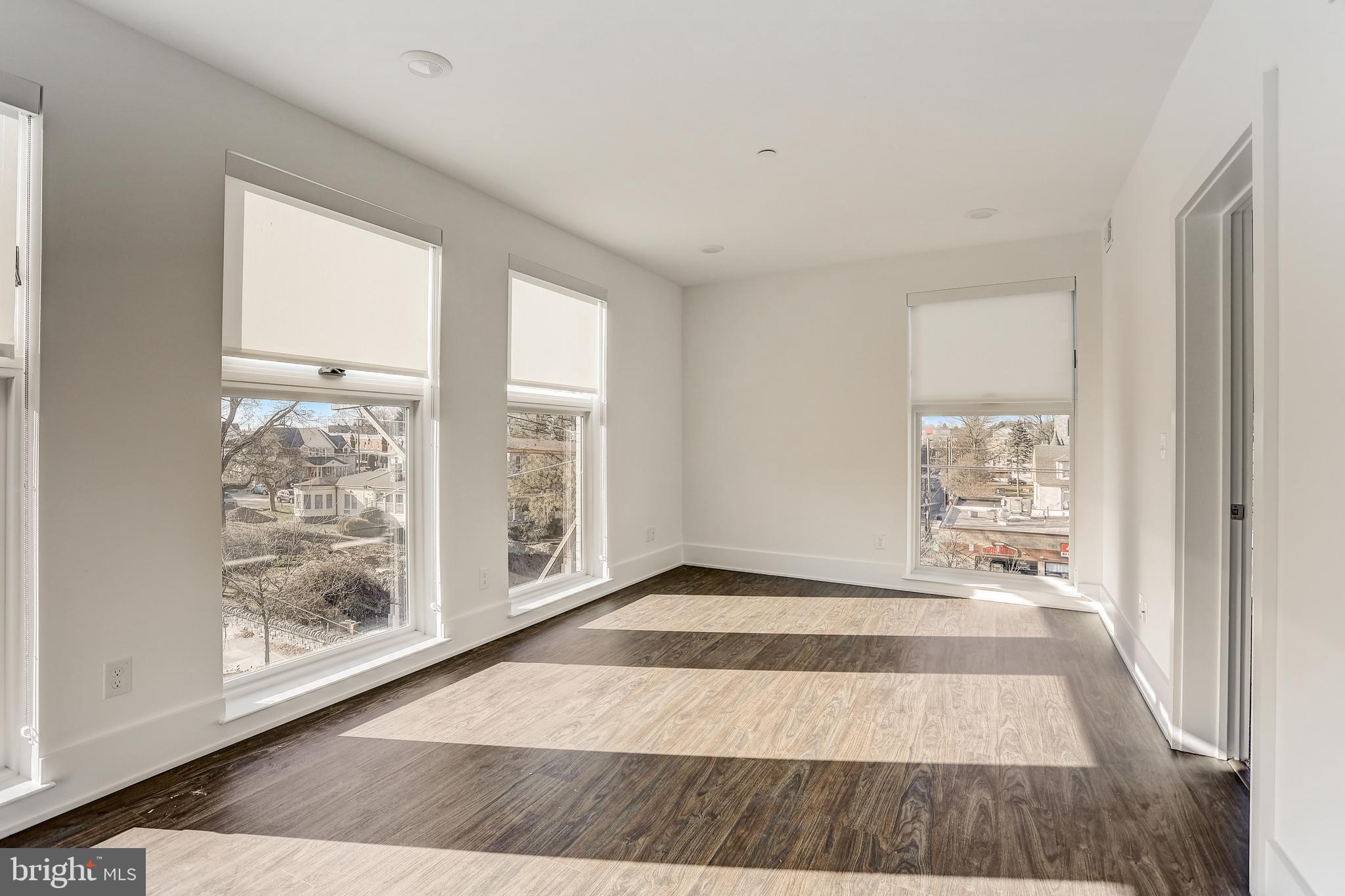 5959 RIDGE AVENUE 63 1BED/1BATH