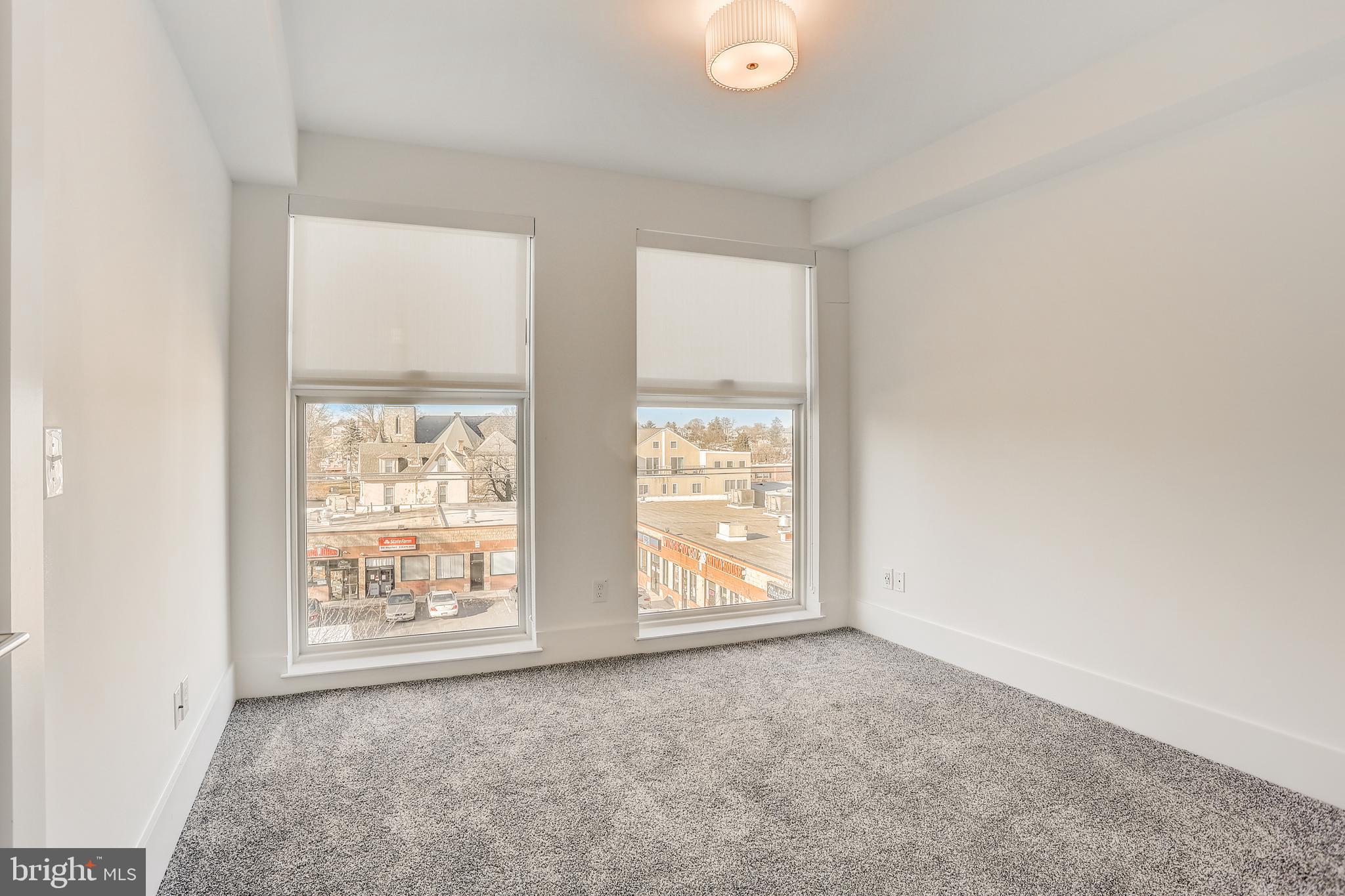 5959 RIDGE AVENUE 63 1BED/1BATH