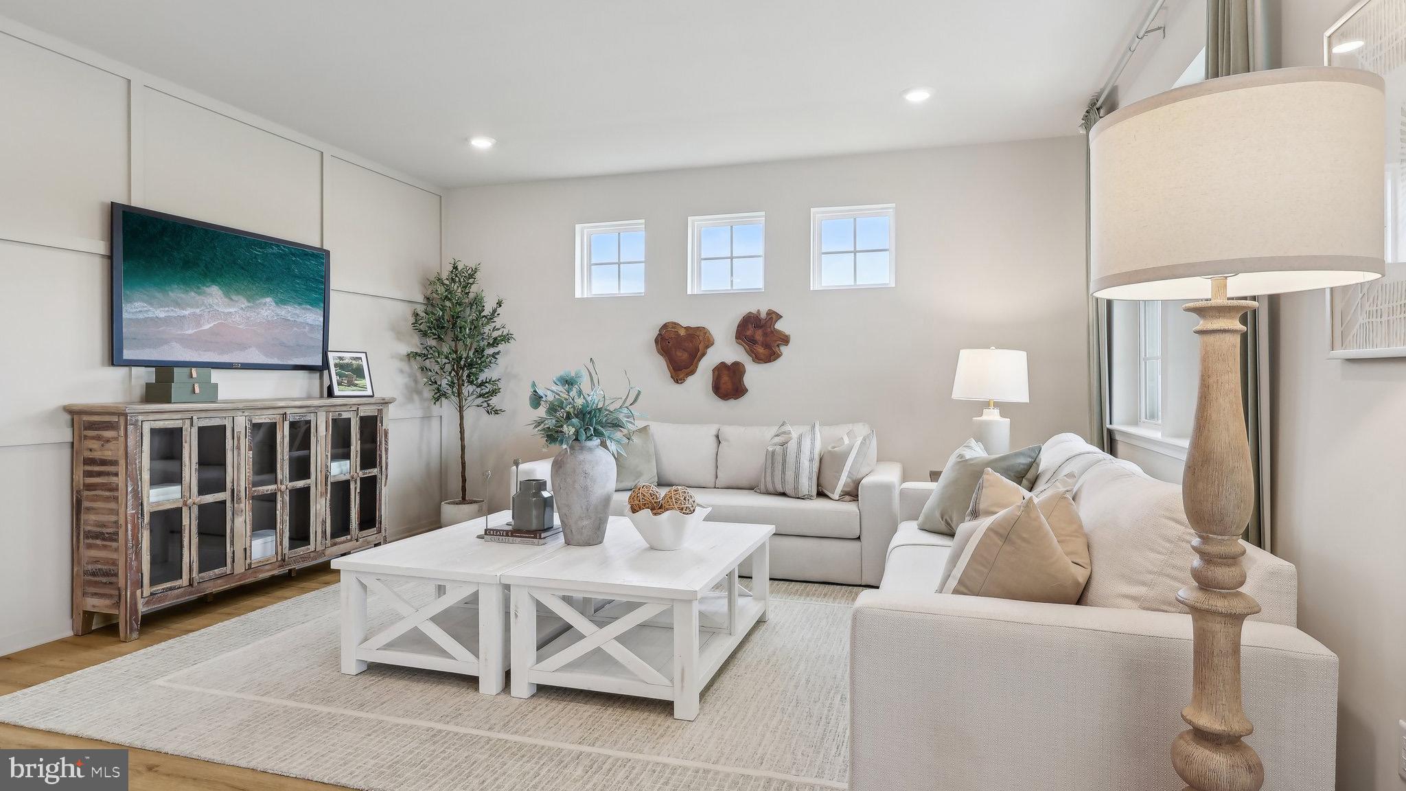 2 FOXTAIL COURT