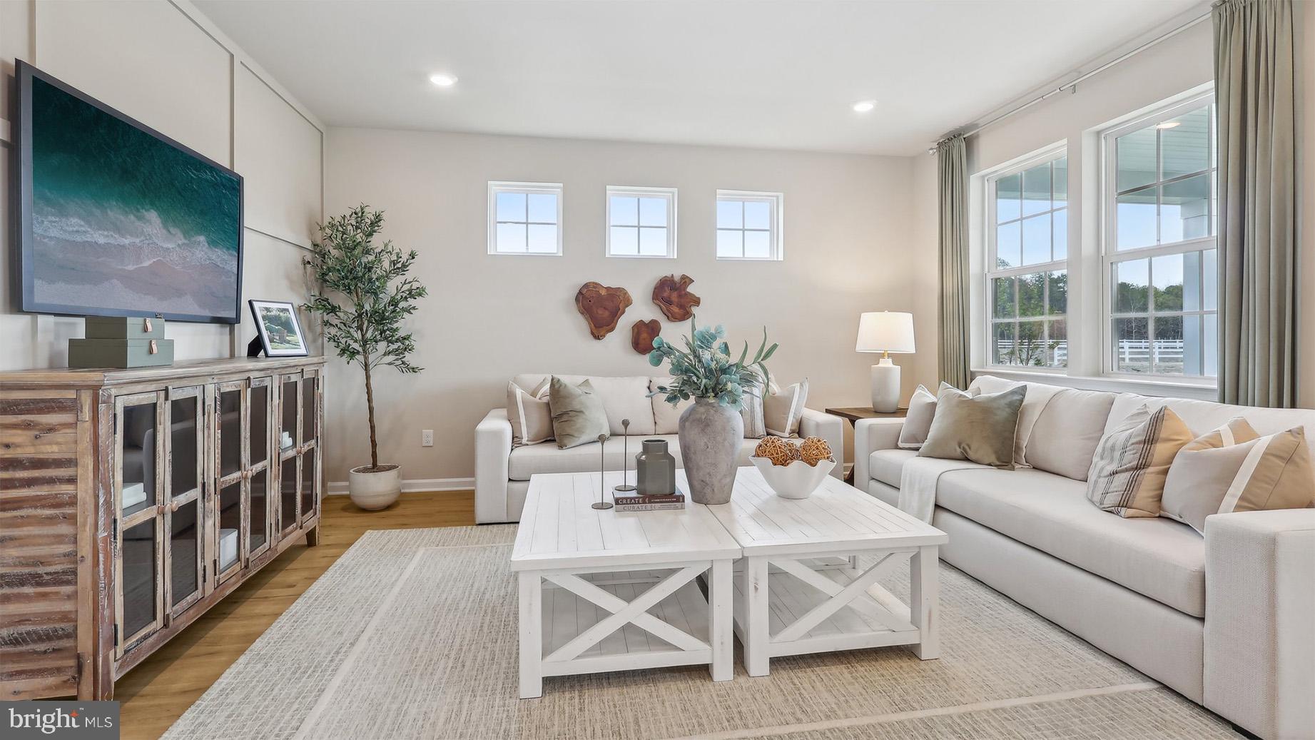 2 FOXTAIL COURT