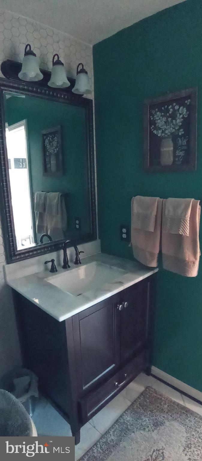 ROLLING MEADOWS SUB - Residential