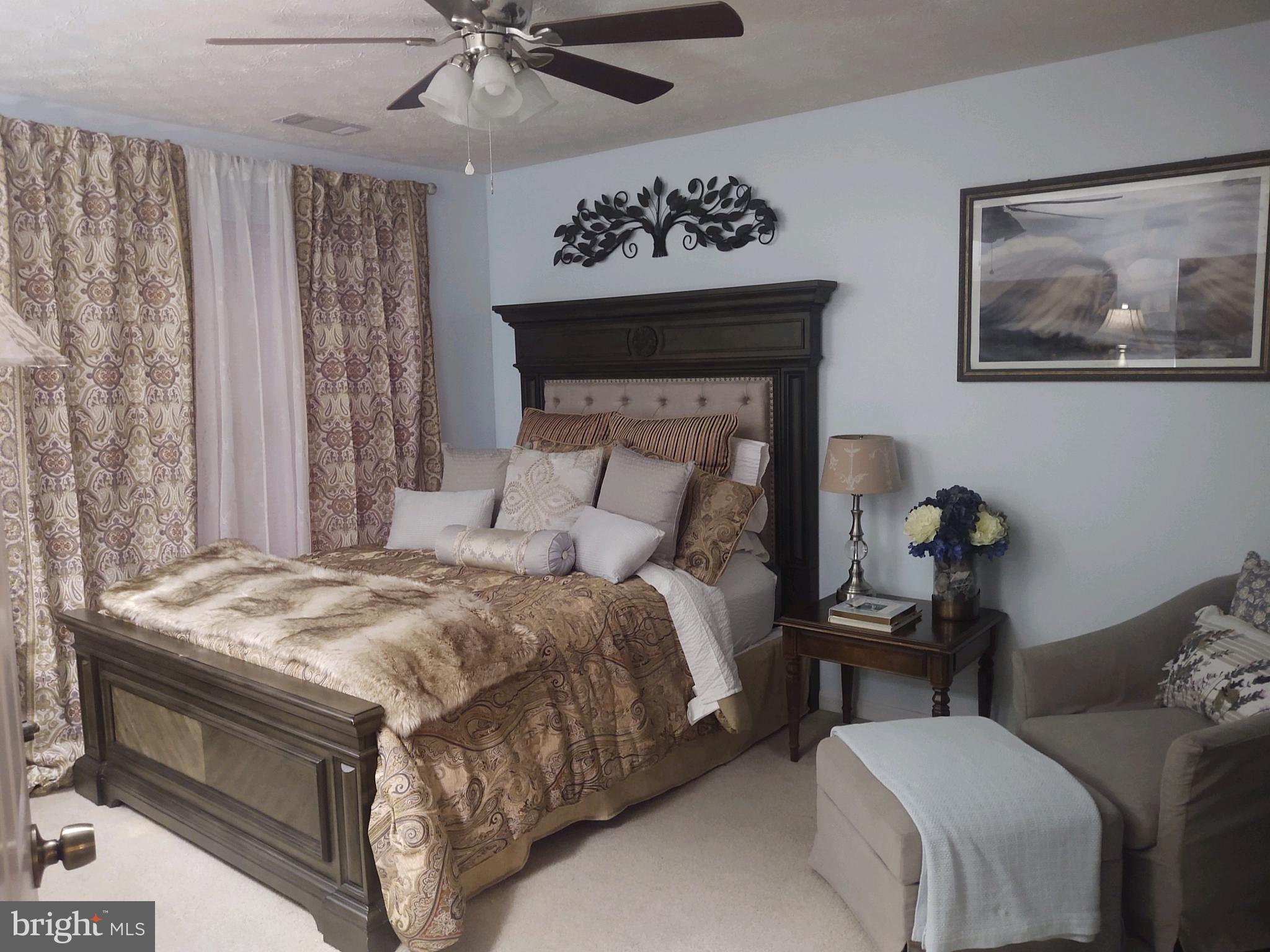 ROLLING MEADOWS SUB - Residential