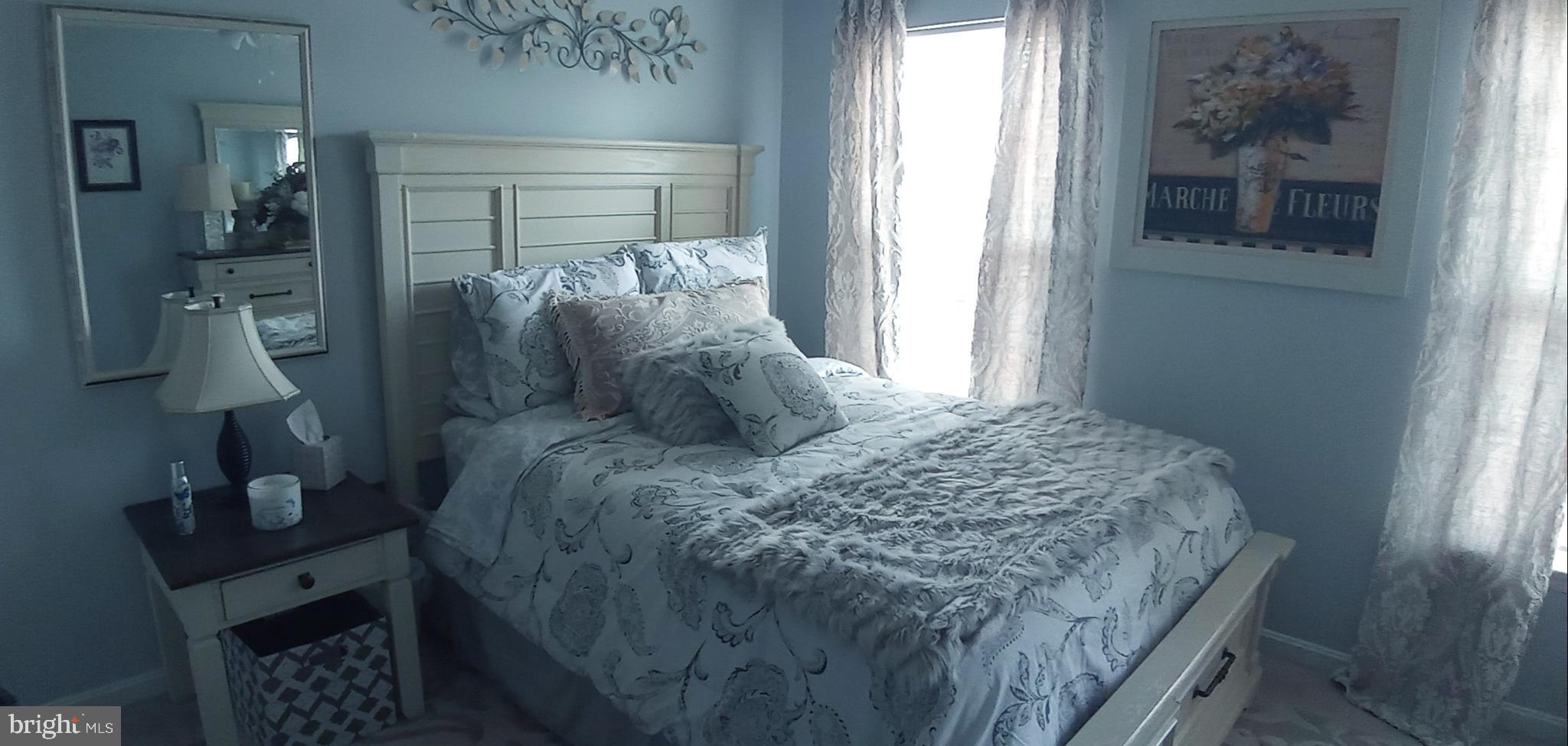 ROLLING MEADOWS SUB - Residential