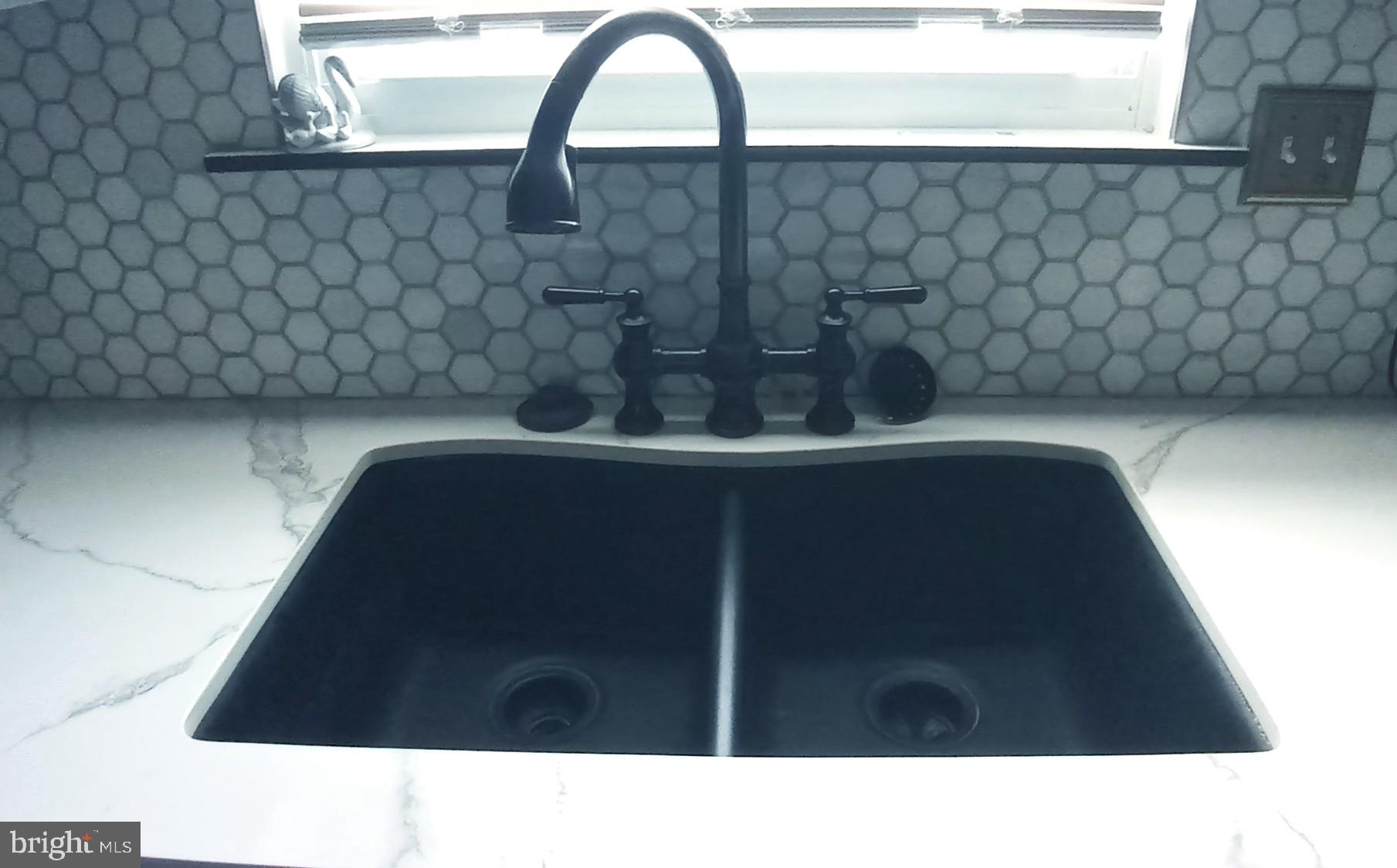 ROLLING MEADOWS SUB - Residential