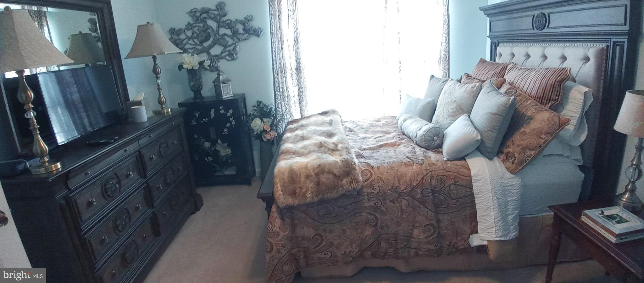 ROLLING MEADOWS SUB - Residential