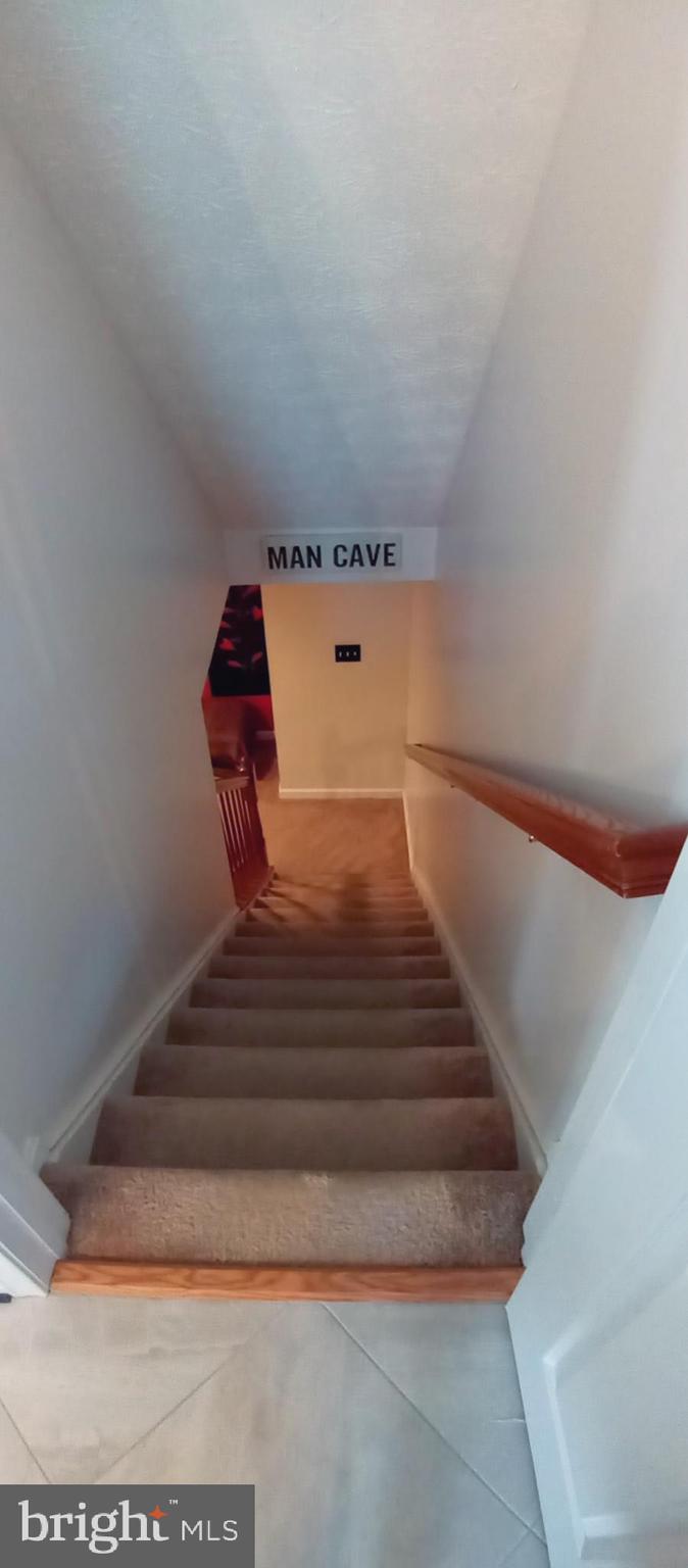 ROLLING MEADOWS SUB - Residential