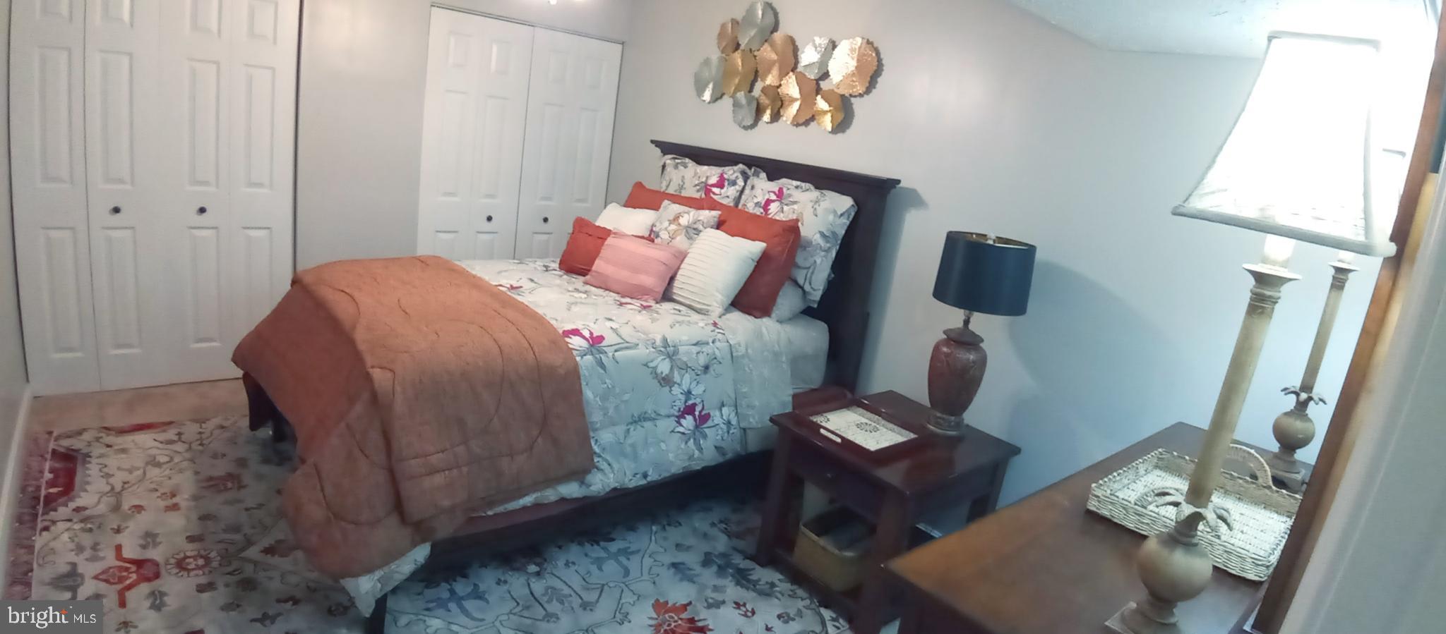 ROLLING MEADOWS SUB - Residential