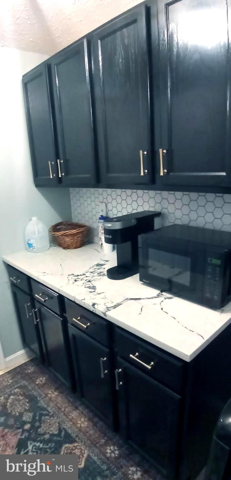 ROLLING MEADOWS SUB - Residential