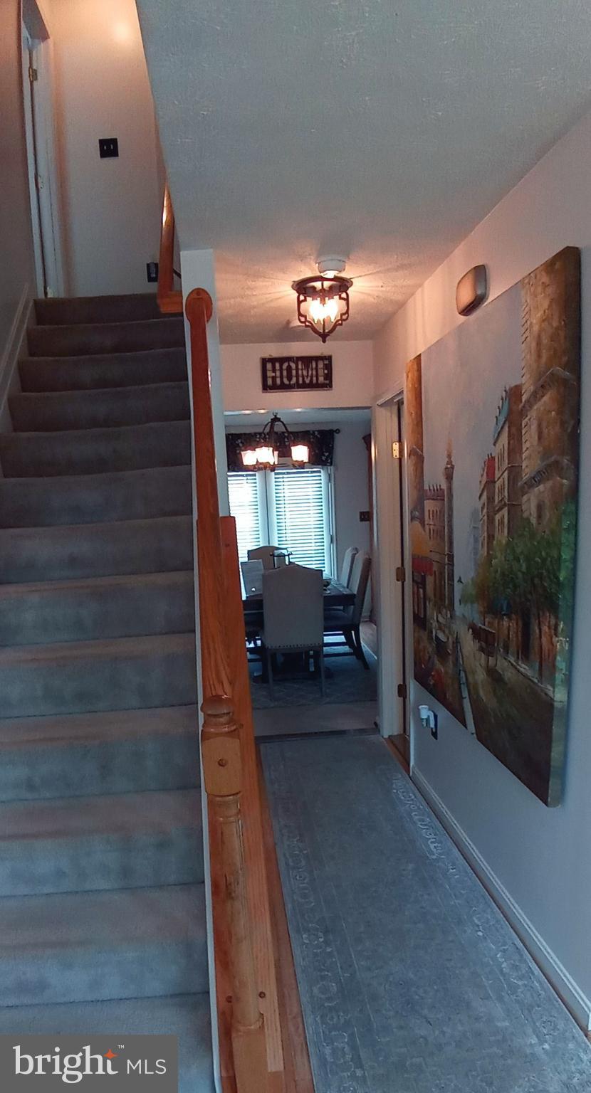 ROLLING MEADOWS SUB - Residential