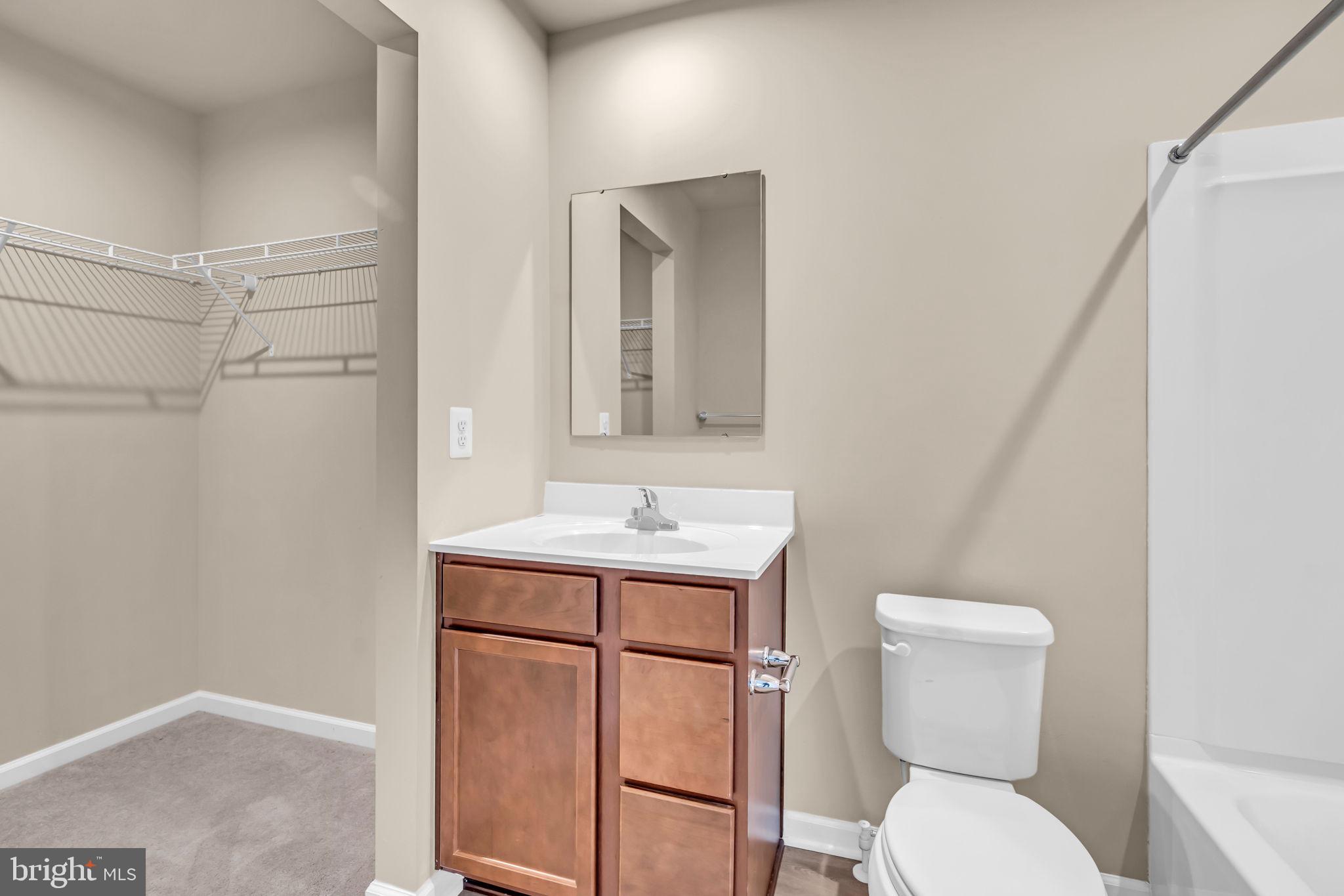 CEDAR SPRING - Residential