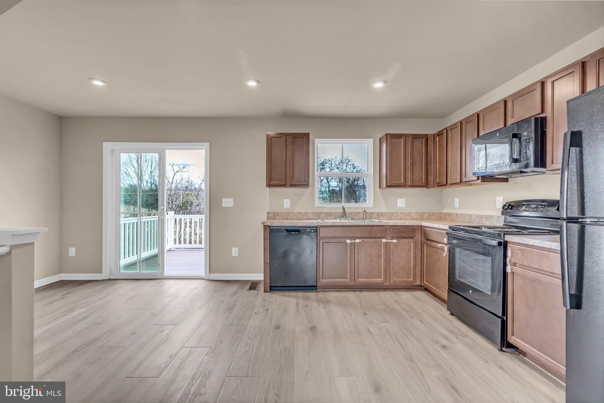 CEDAR SPRING - Residential