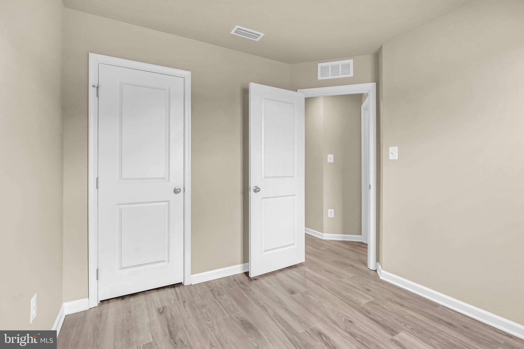 CEDAR SPRING - Residential