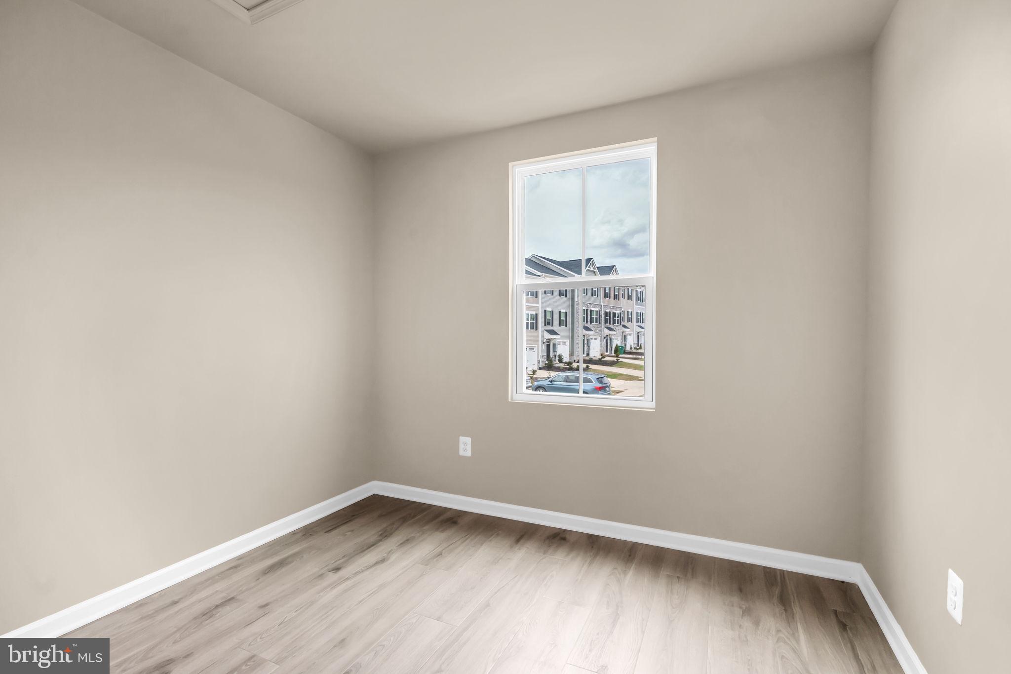 CEDAR SPRING - Residential