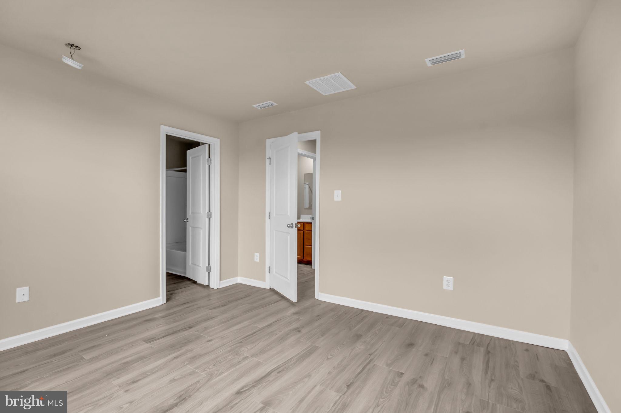 CEDAR SPRING - Residential