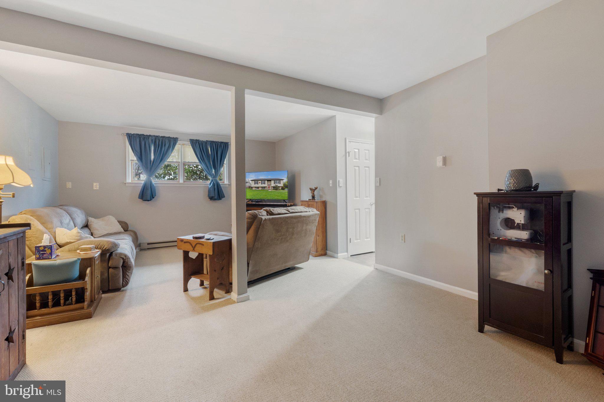 SPRING VALLEY - Residential