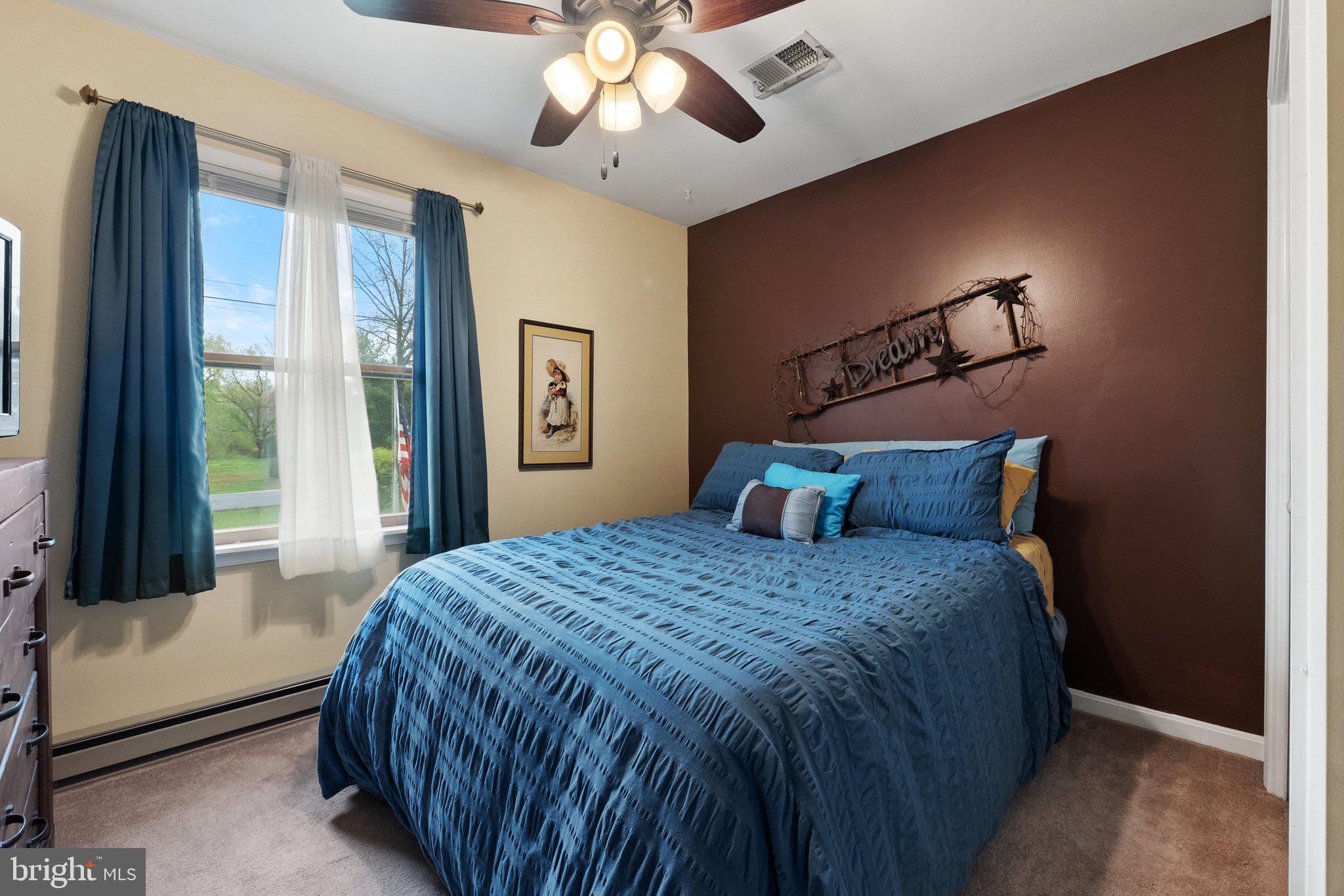 SPRING VALLEY - Residential