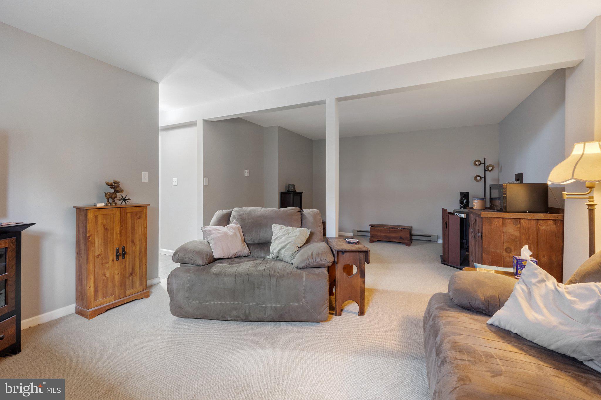 SPRING VALLEY - Residential