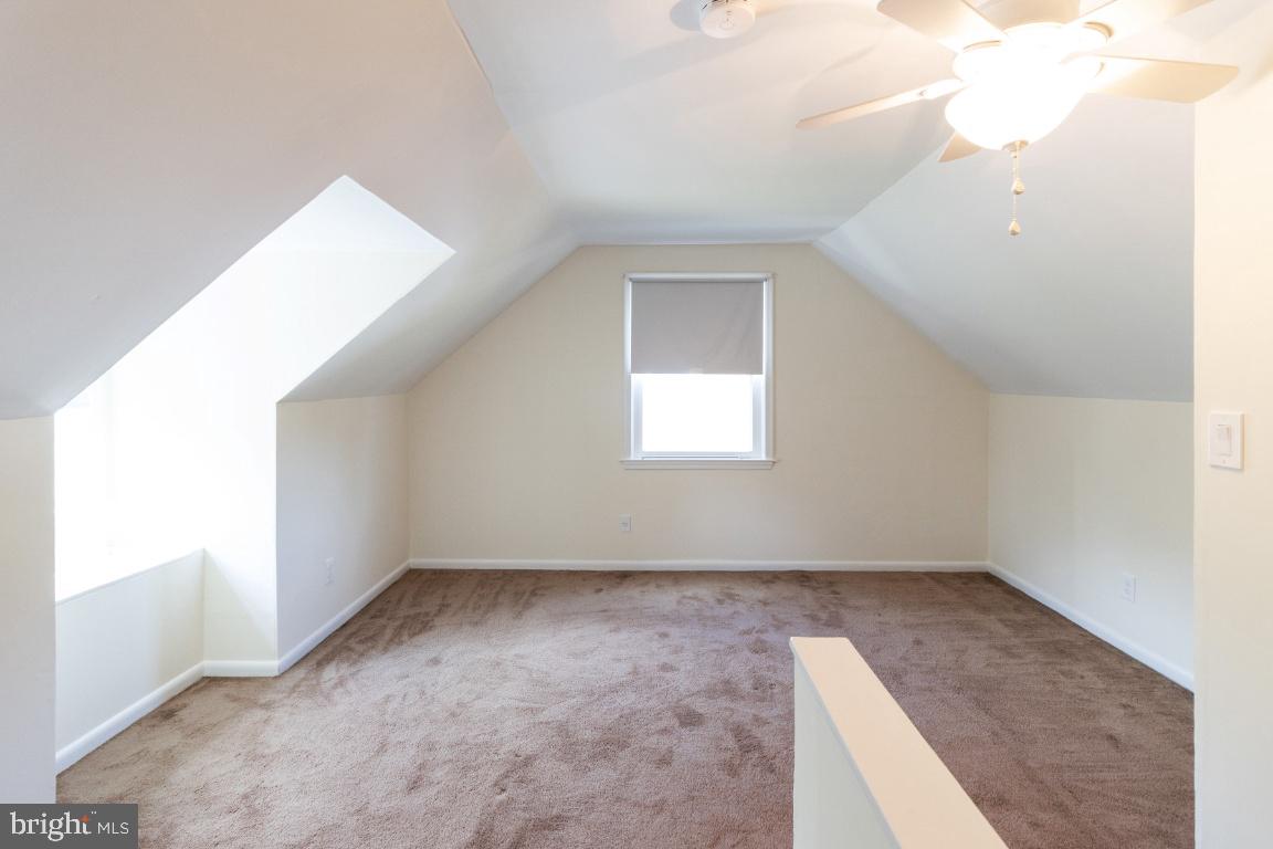 GREENTOP MANOR - Residential