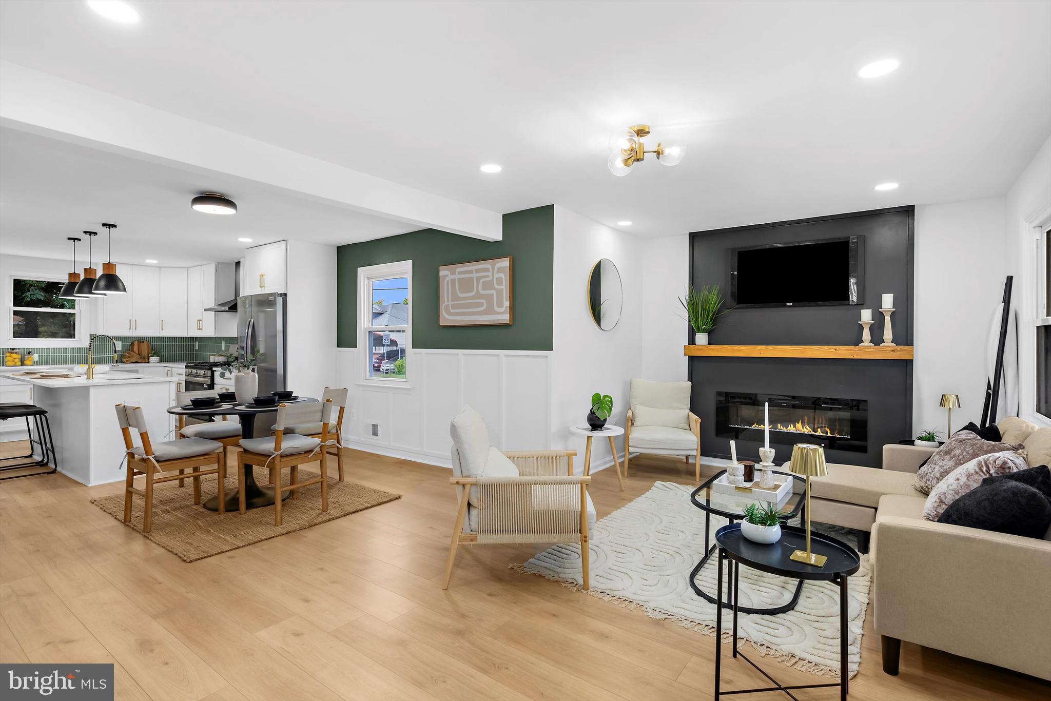 CATONSVILLE MANOR - Residential