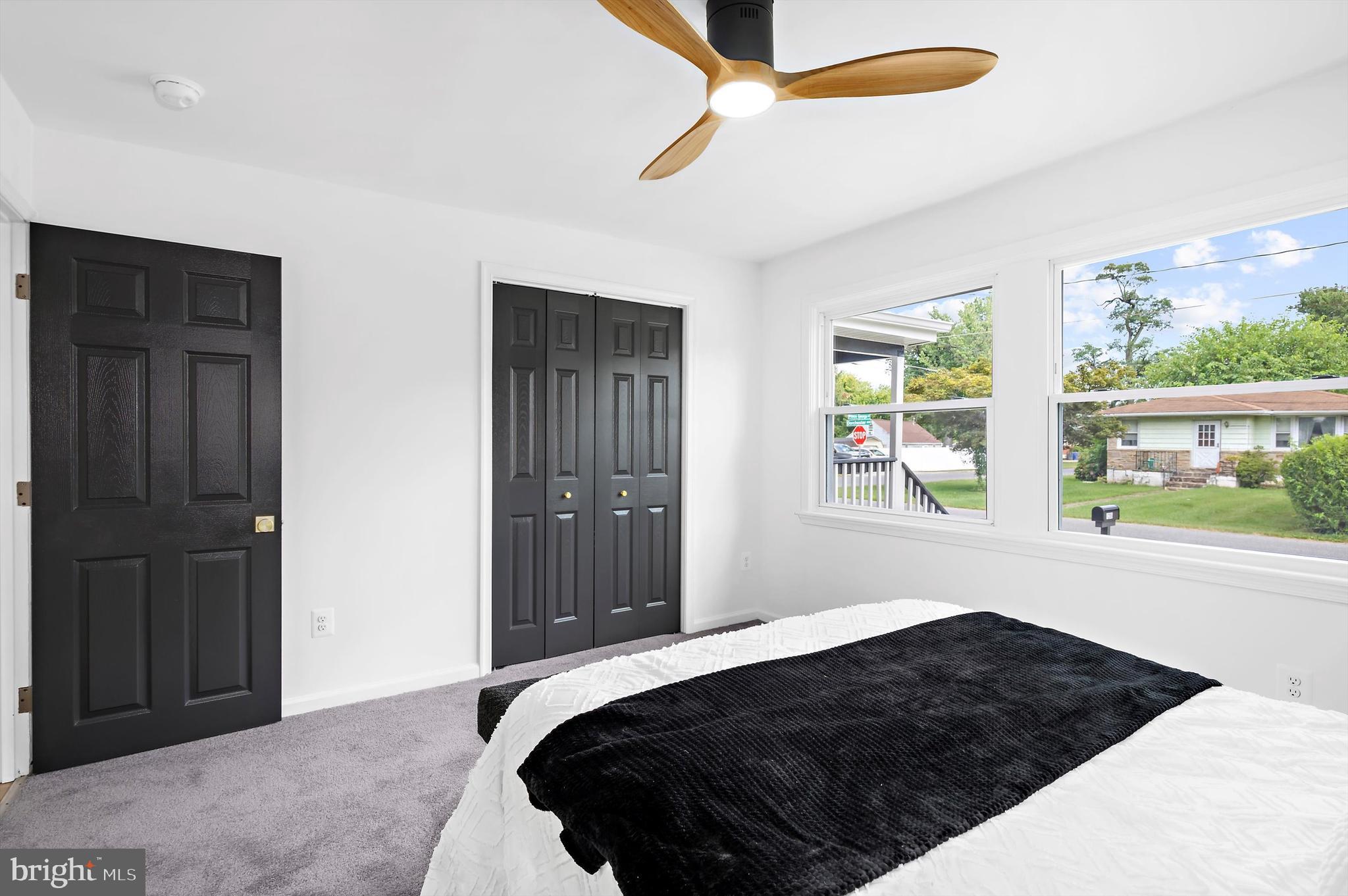 CATONSVILLE MANOR - Residential