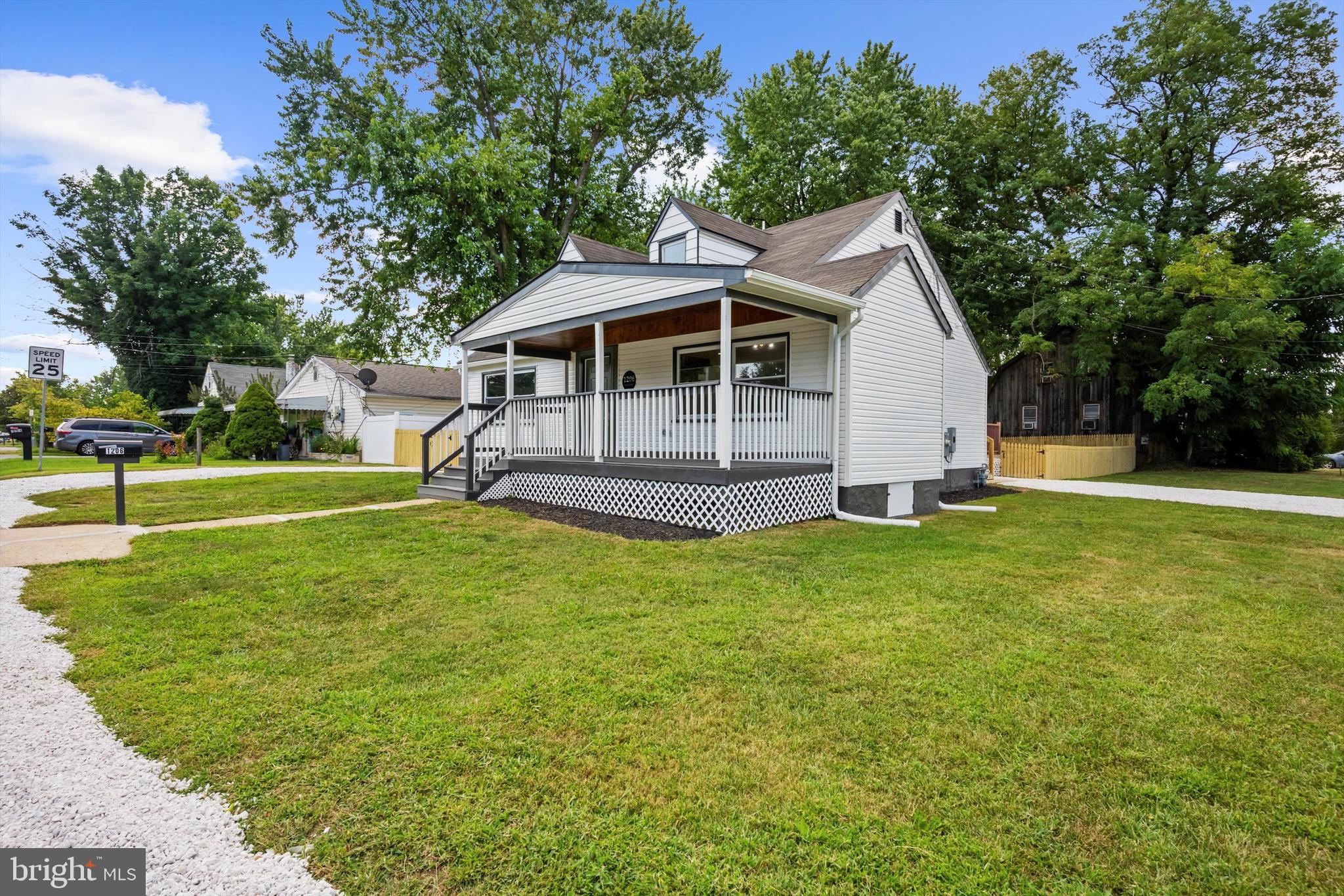 CATONSVILLE MANOR - Residential