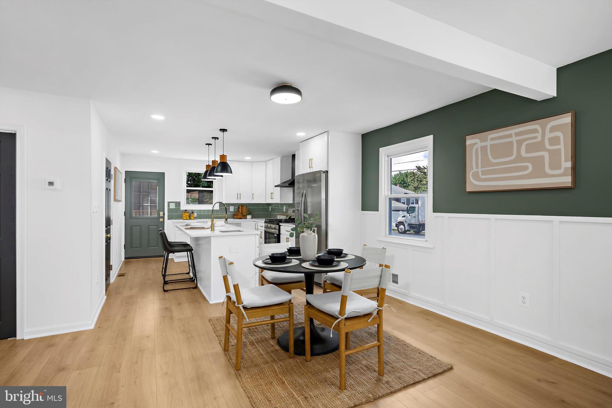 CATONSVILLE MANOR - Residential