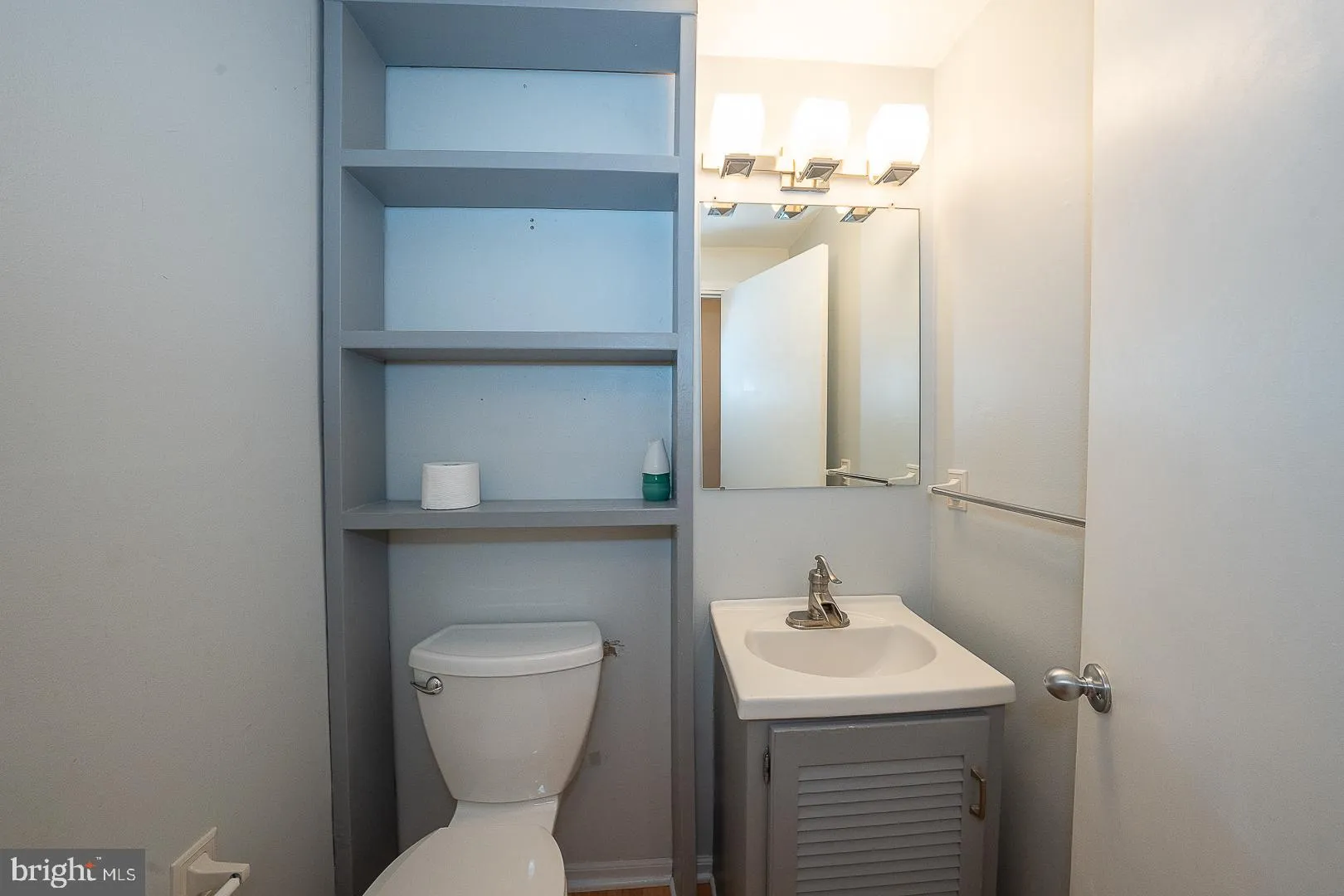 Bensalem, Pennsylvania 19020, United States, 3 Bedrooms Bedrooms, ,3 BathroomsBathrooms,Residential,Pending,158401