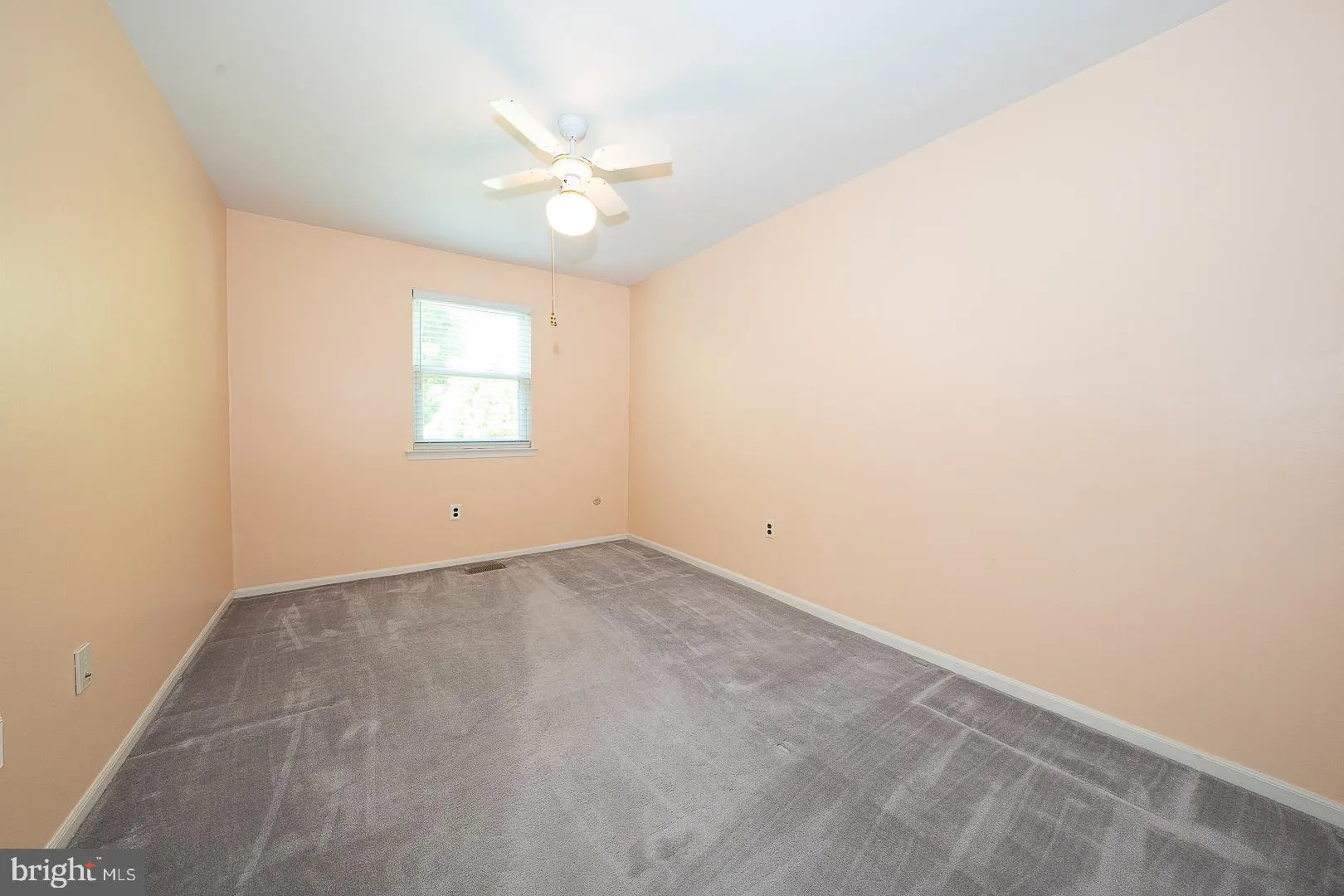 Bensalem, Pennsylvania 19020, United States, 3 Bedrooms Bedrooms, ,3 BathroomsBathrooms,Residential,Pending,158401