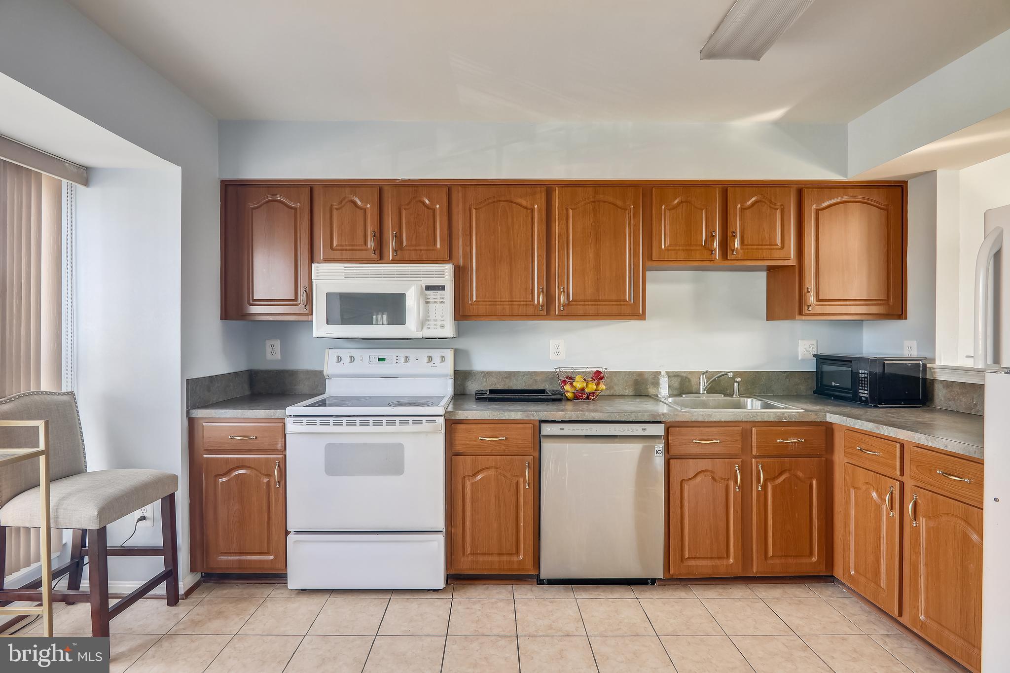 GREENBROOK - Residential Lease