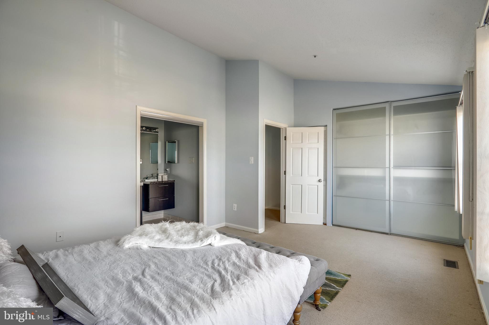 GREENBROOK - Residential Lease