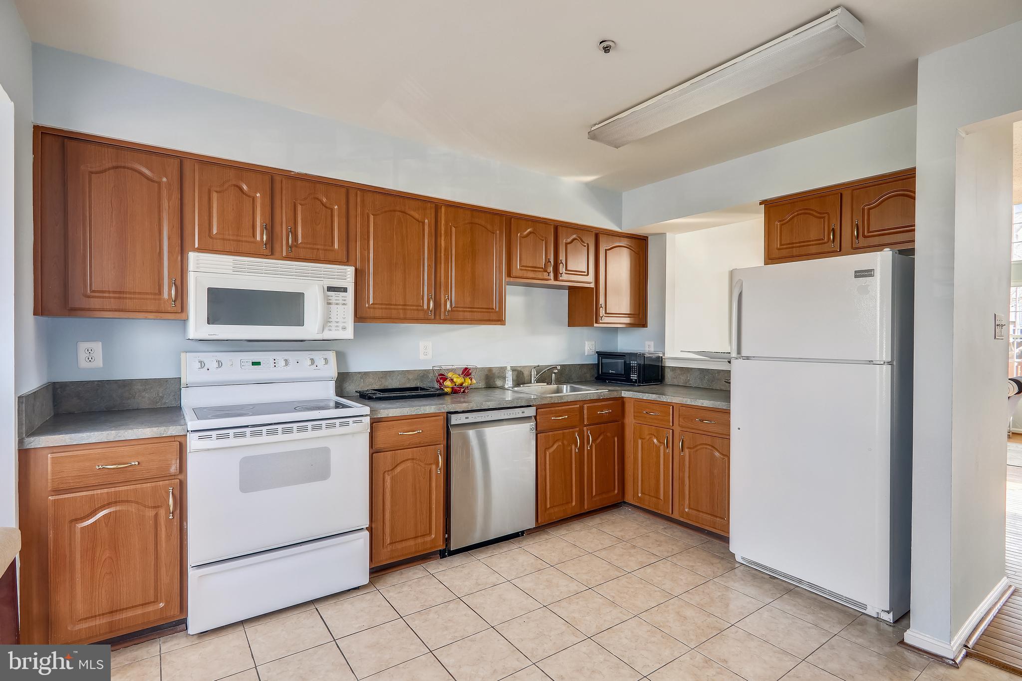 GREENBROOK - Residential Lease