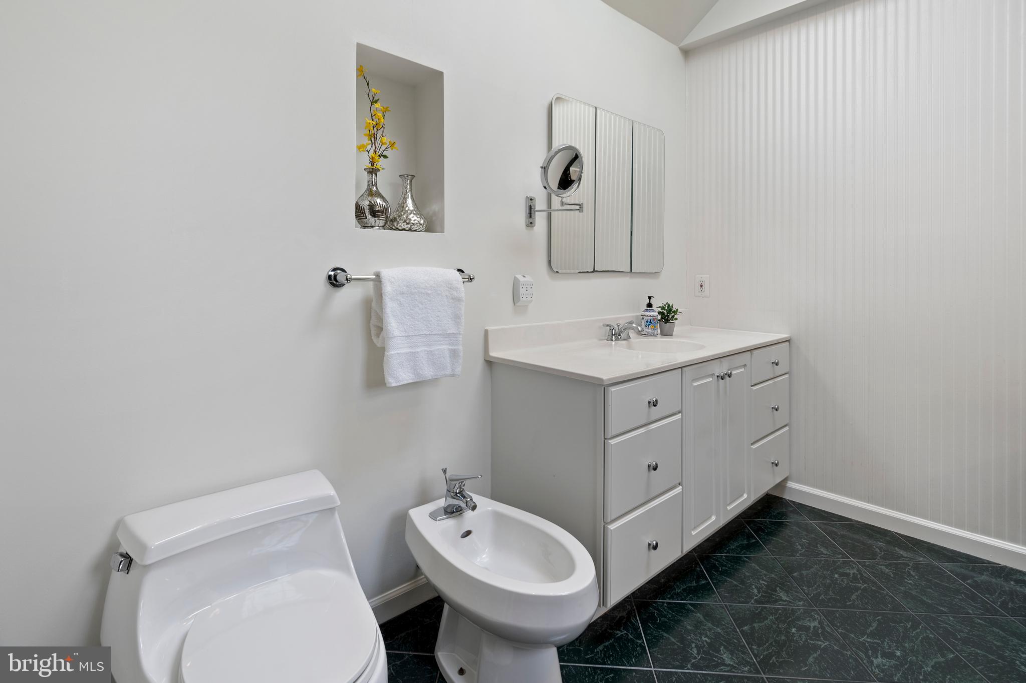 DOVER BALMORAL RIVERWOOD - Residential