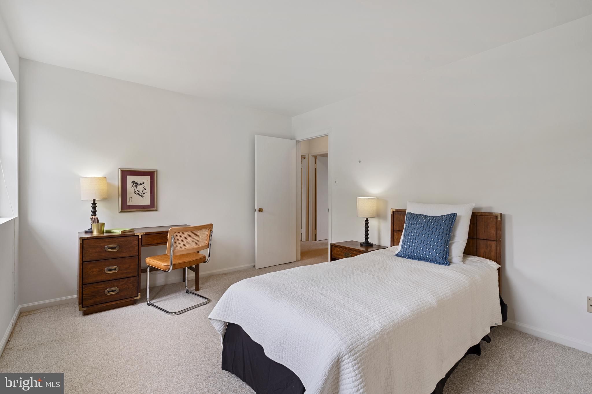 DOVER BALMORAL RIVERWOOD - Residential